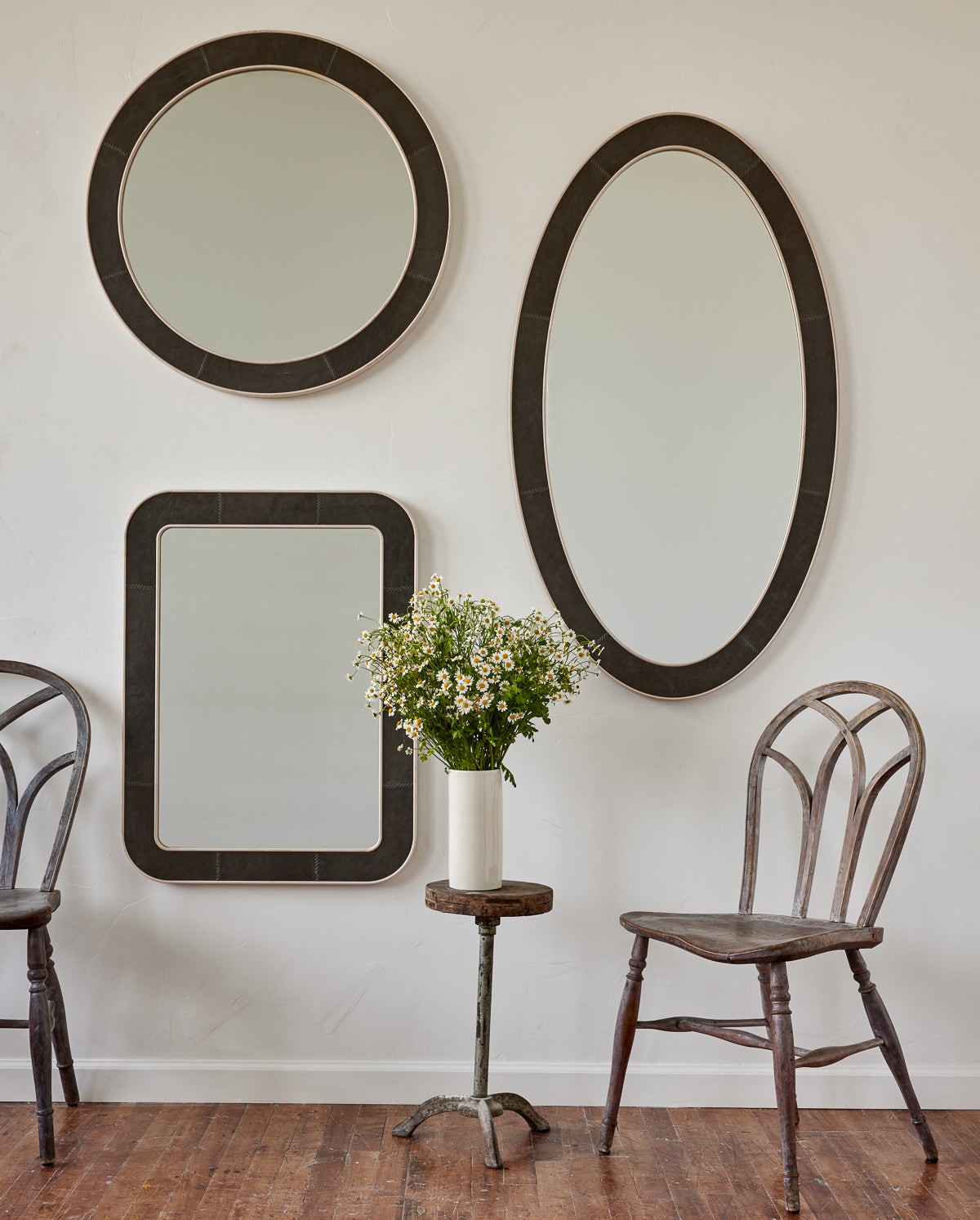Lostine - Norse Oval Mirror