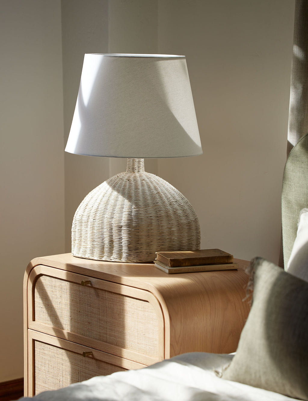 Lulu and Georgia - Yarrow Table Lamp
