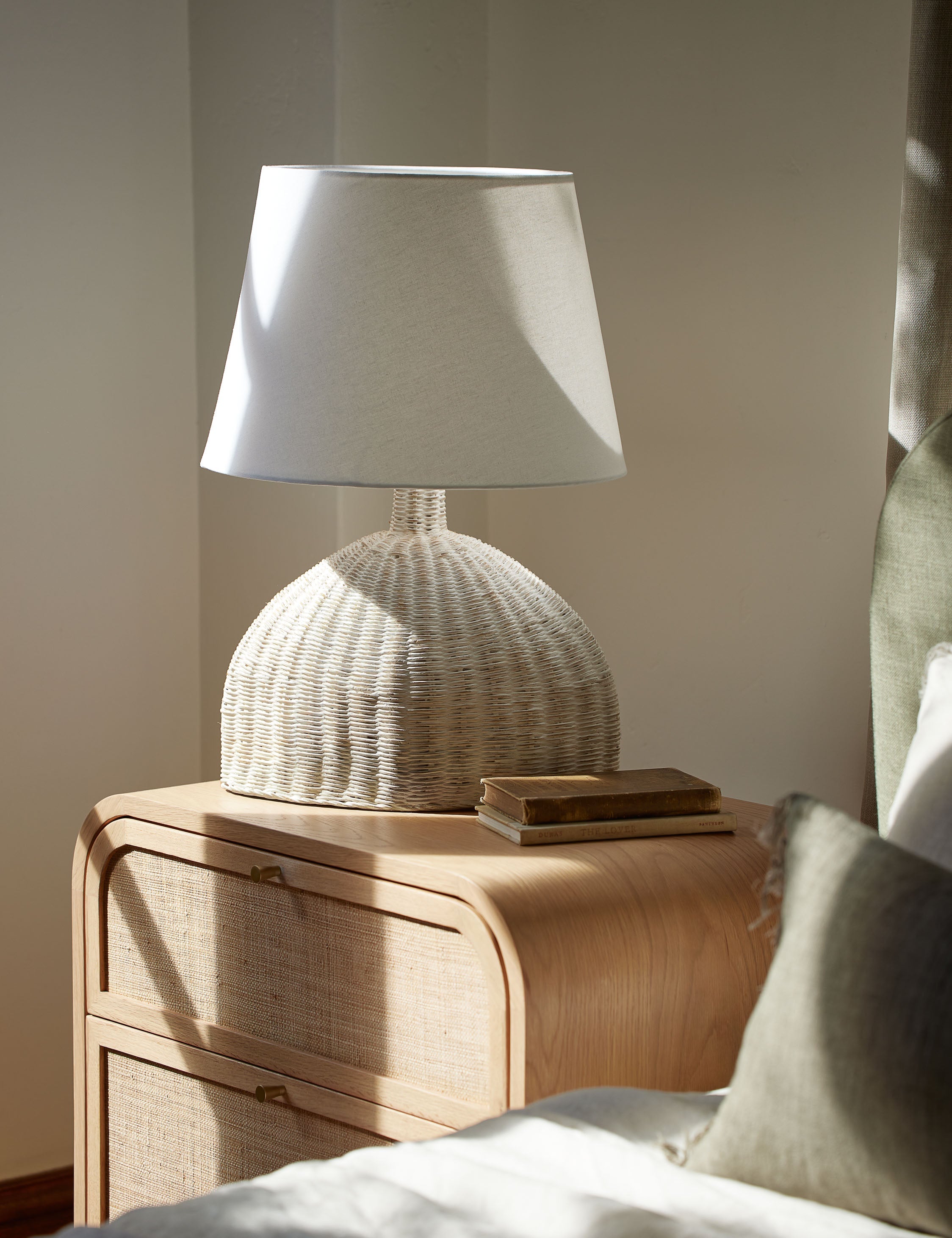 Lulu and Georgia - Yarrow Table Lamp