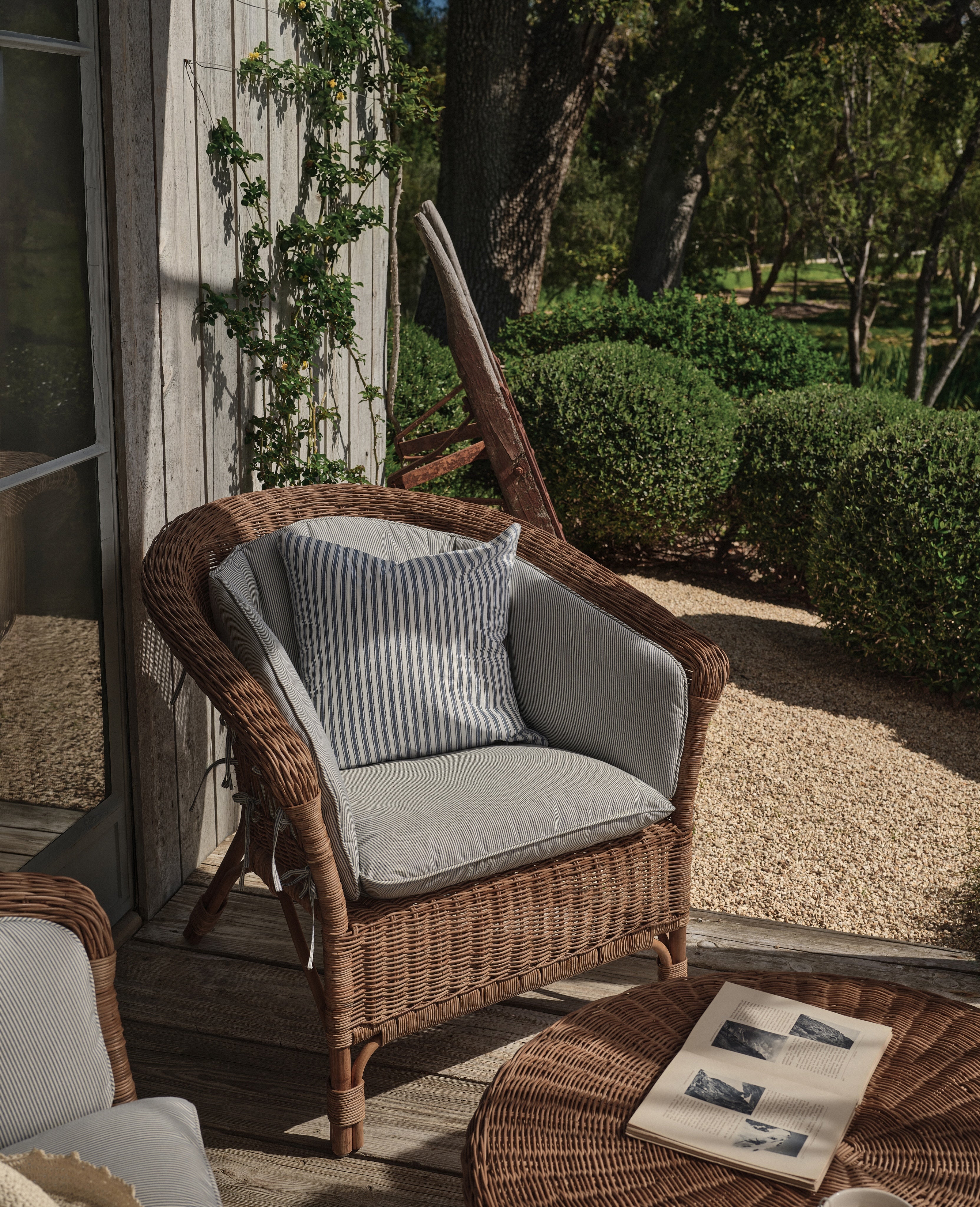 Olive Ateliers - Companion Pillow - Seaside Stripe