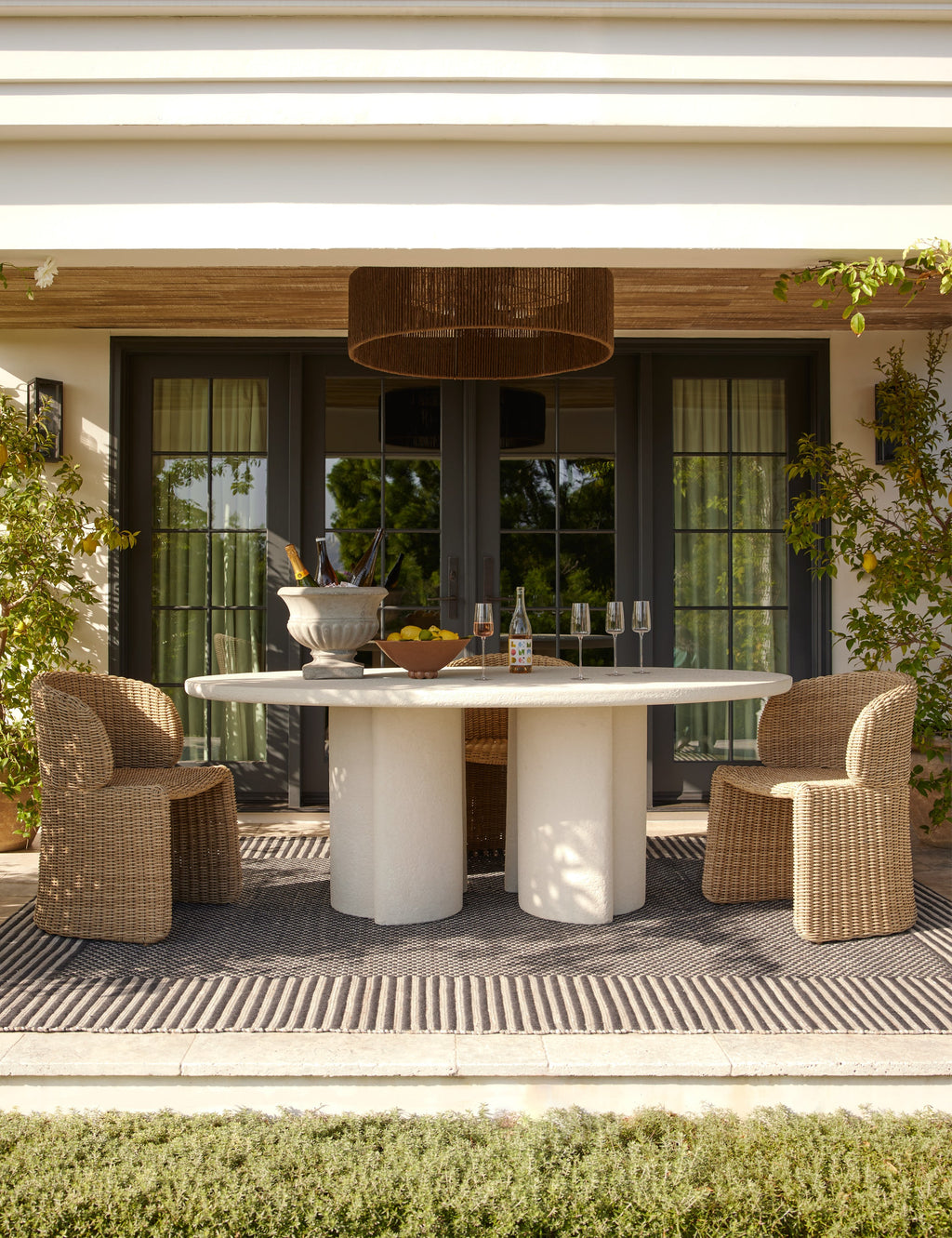Lulu and Georgia - Rodrigo Indoor / Outdoor Oval Dining Table