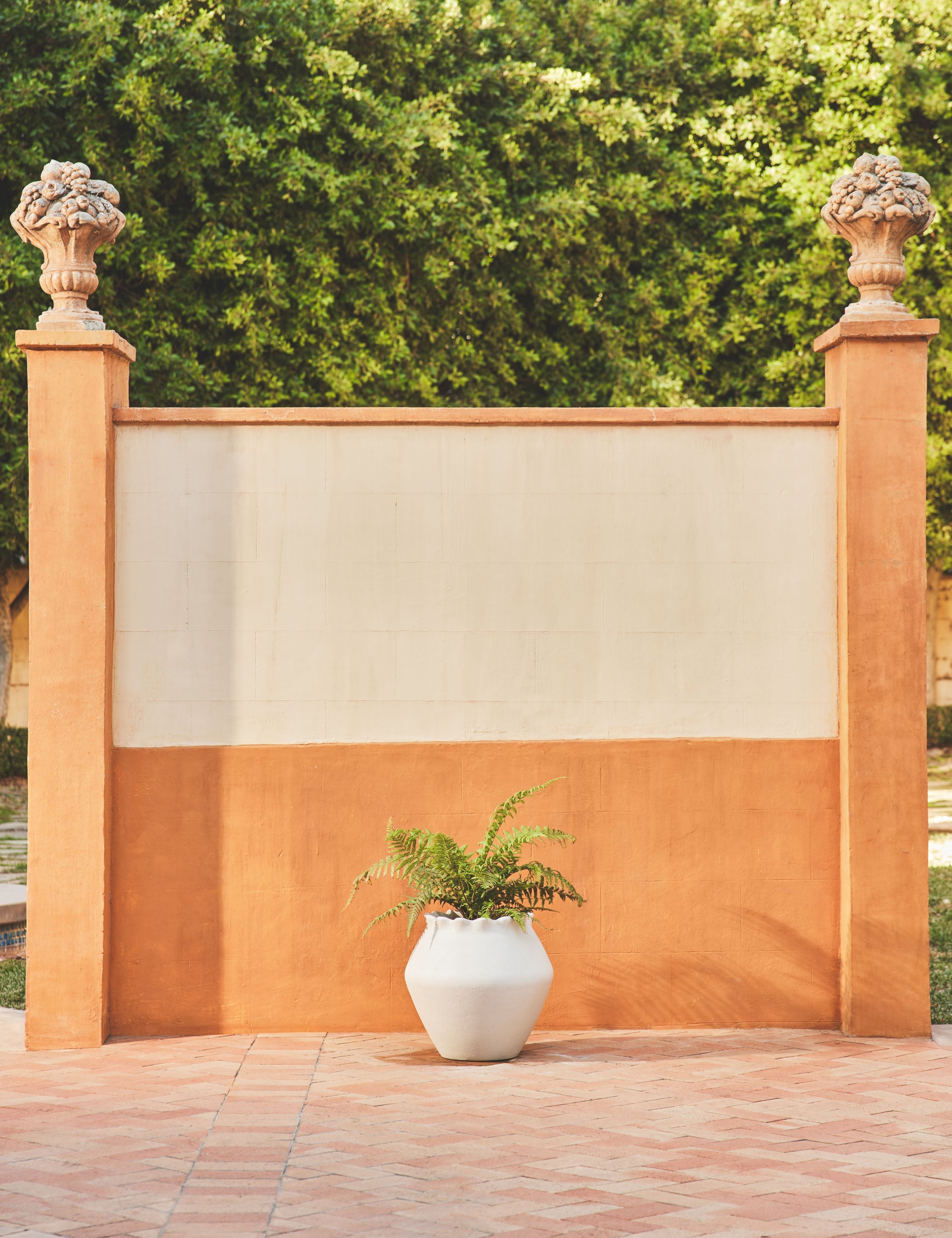 Lulu and Georgia - Jaziel Indoor/Outdoor Planter