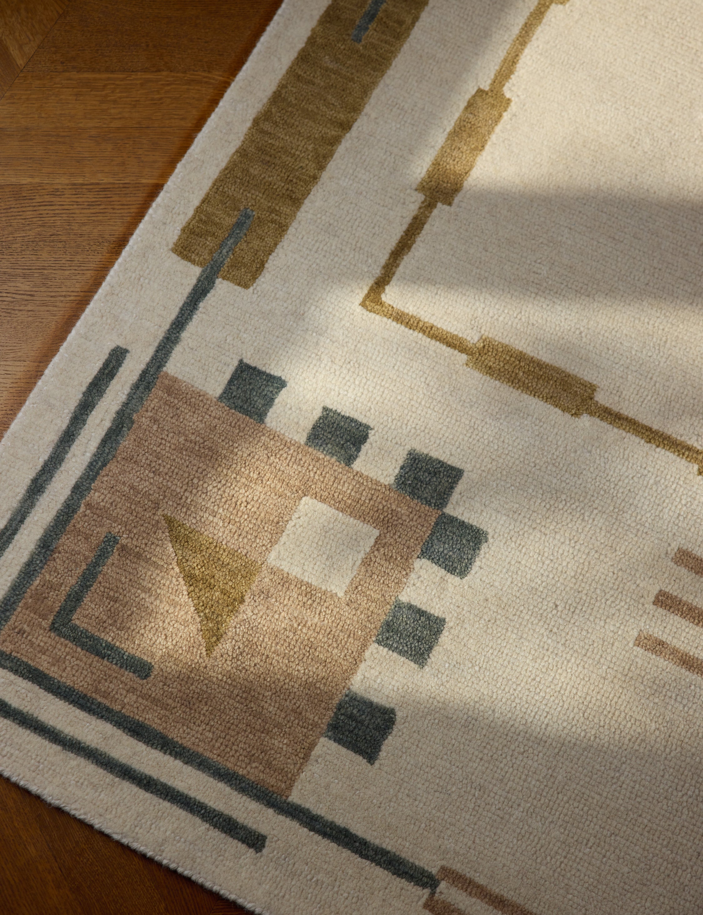 Lulu and Georgia - Danzi Hand - Tufted Wool Rug