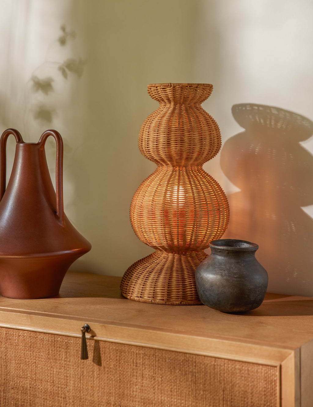 Lulu and Georgia - Benji Pot