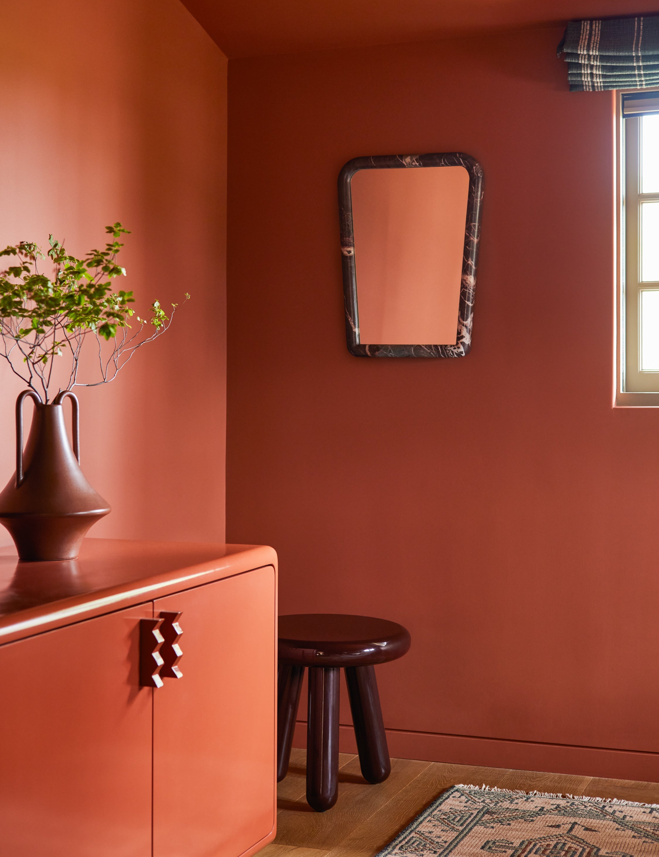 Lulu and Georgia - Sistine Mirror