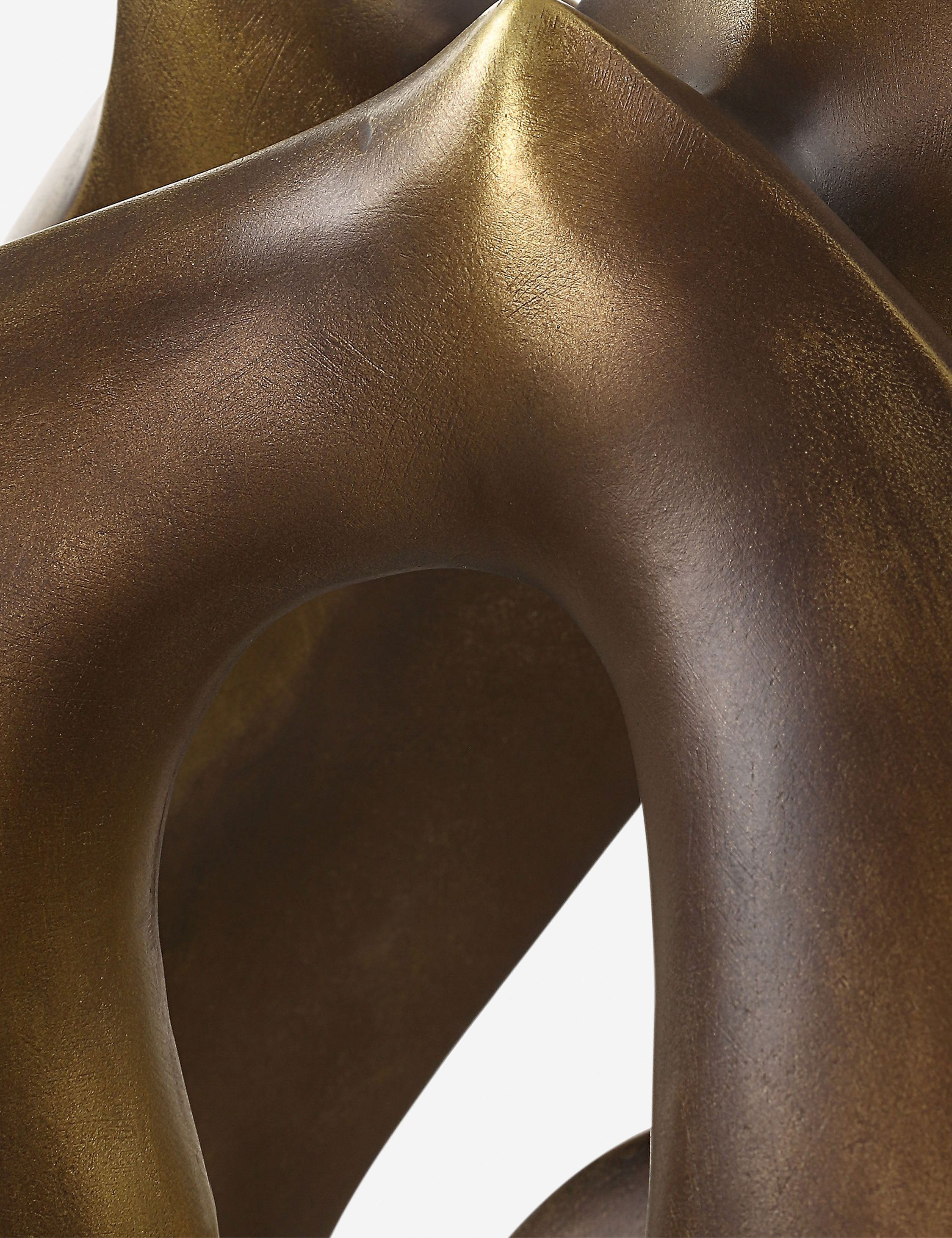 Lulu and Georgia - Kirt Sculpture