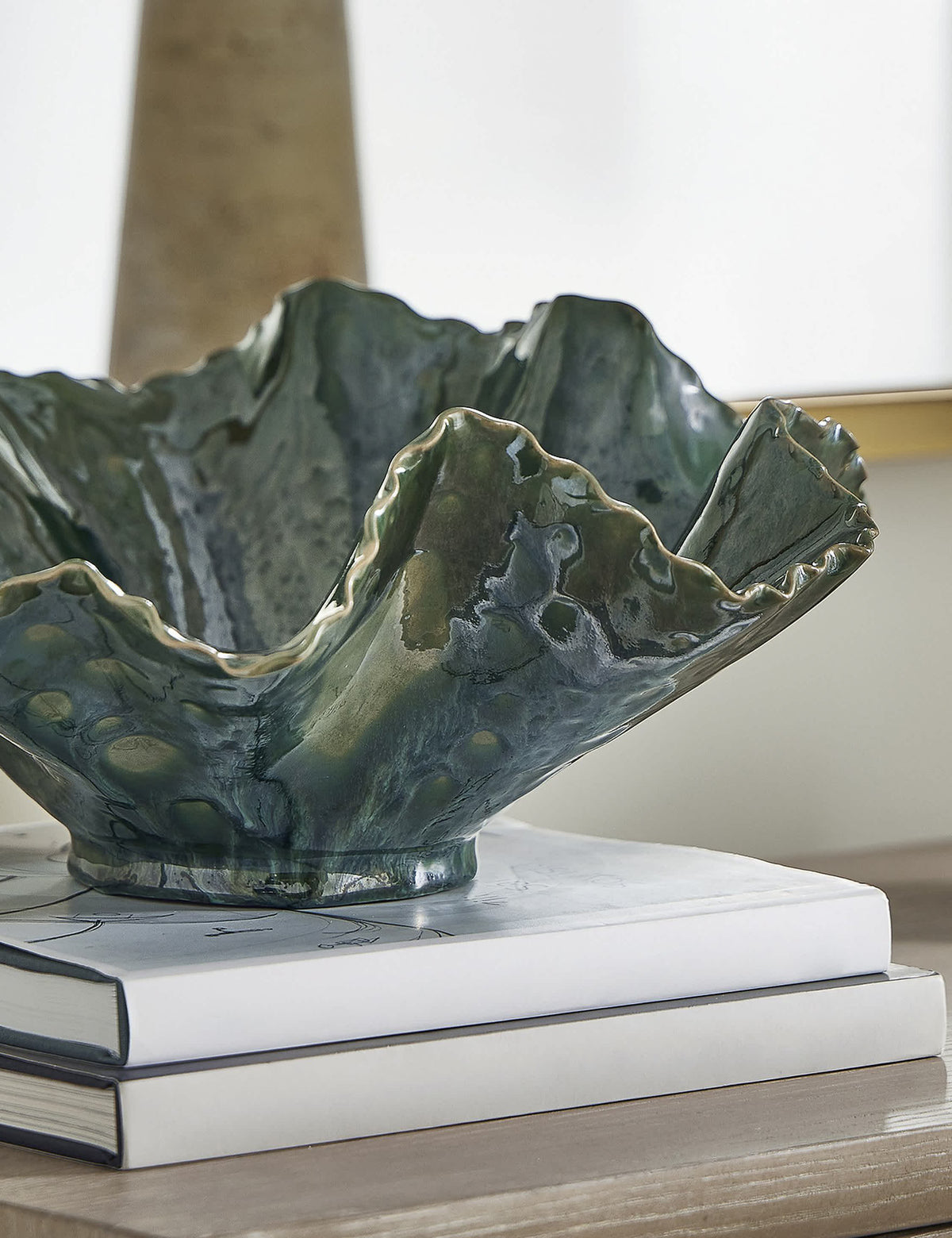 Lulu and Georgia - Oyku Outdoor Bowl