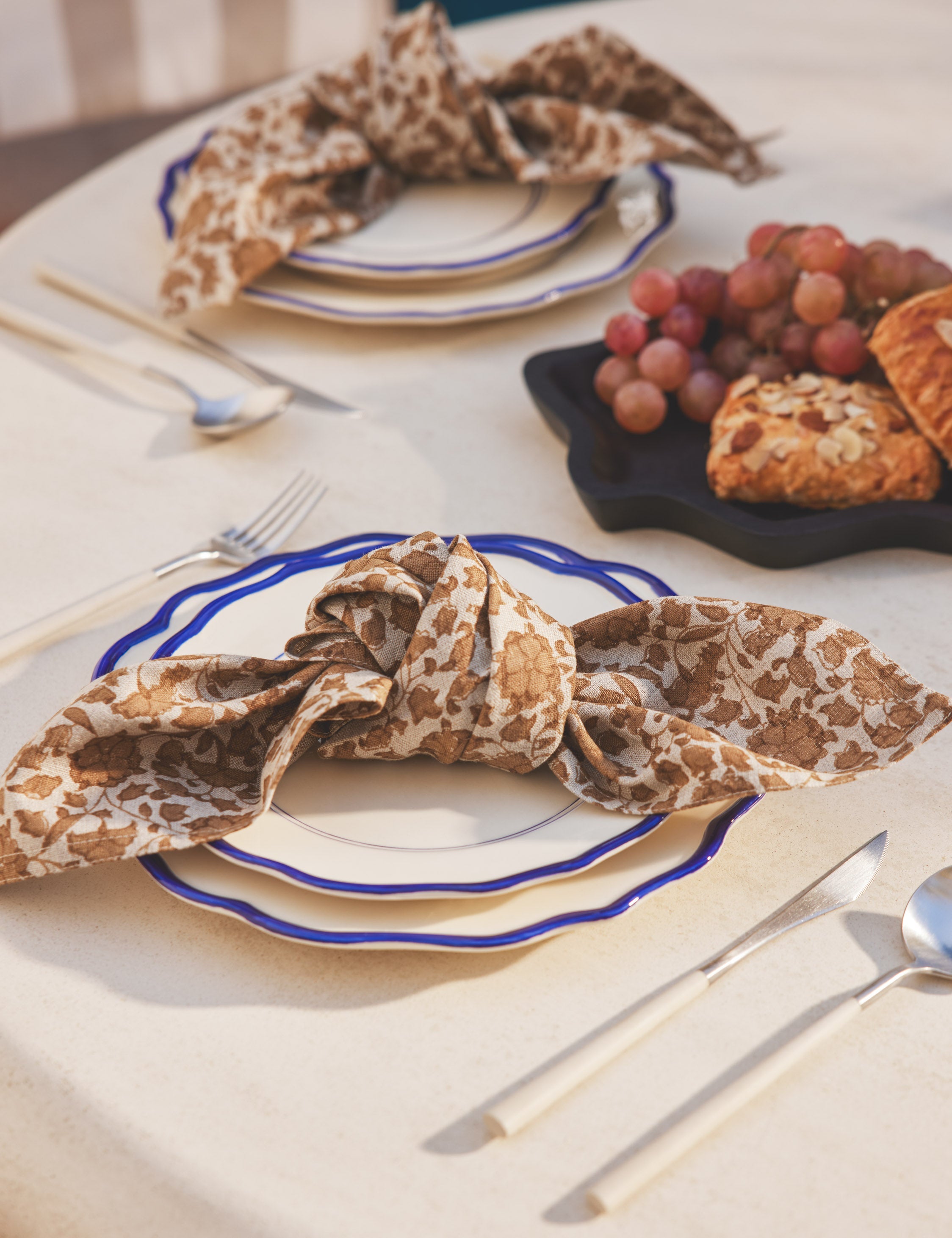 Lulu and Georgia - Stoneware Dinnerware by Maison Madison