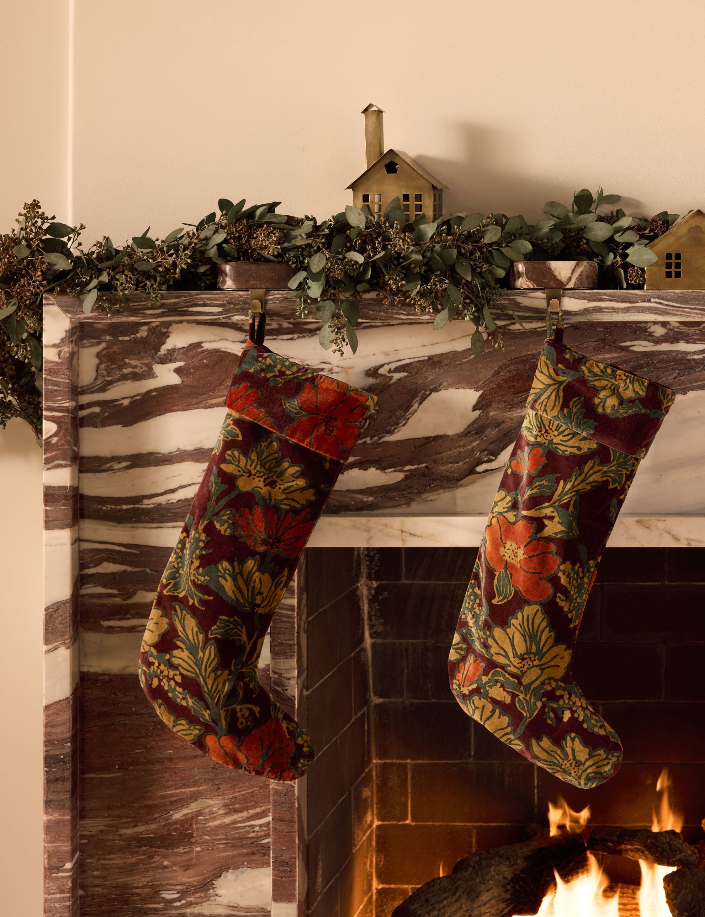 Lulu and Georgia - Agnetha Velvet Stocking