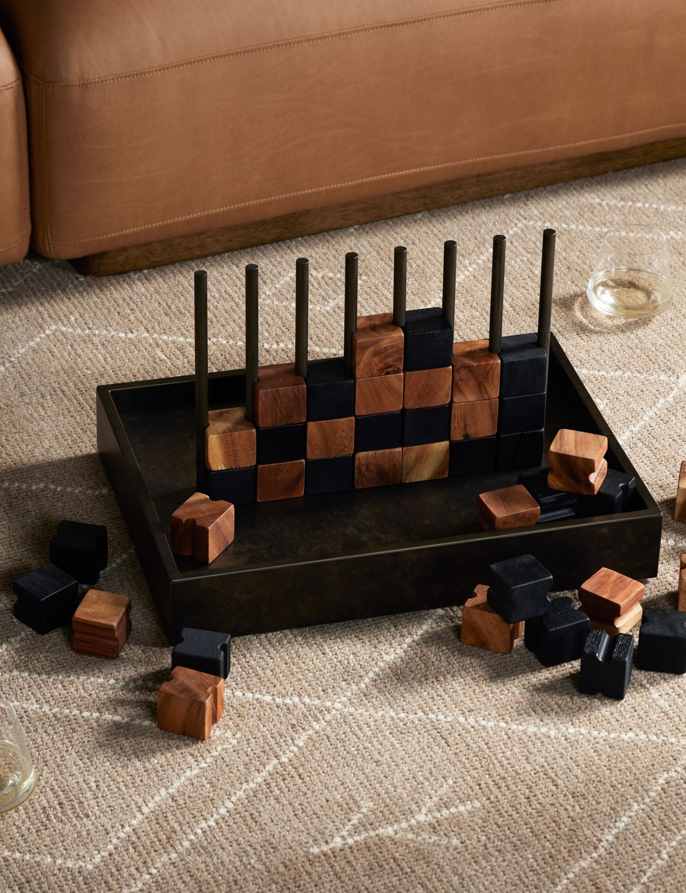 Lulu and Georgia - Four in a Row Game