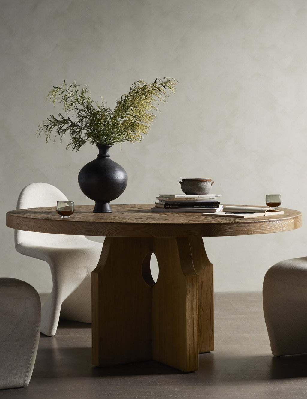 Lulu and Georgia - Almgren Round Dining Table