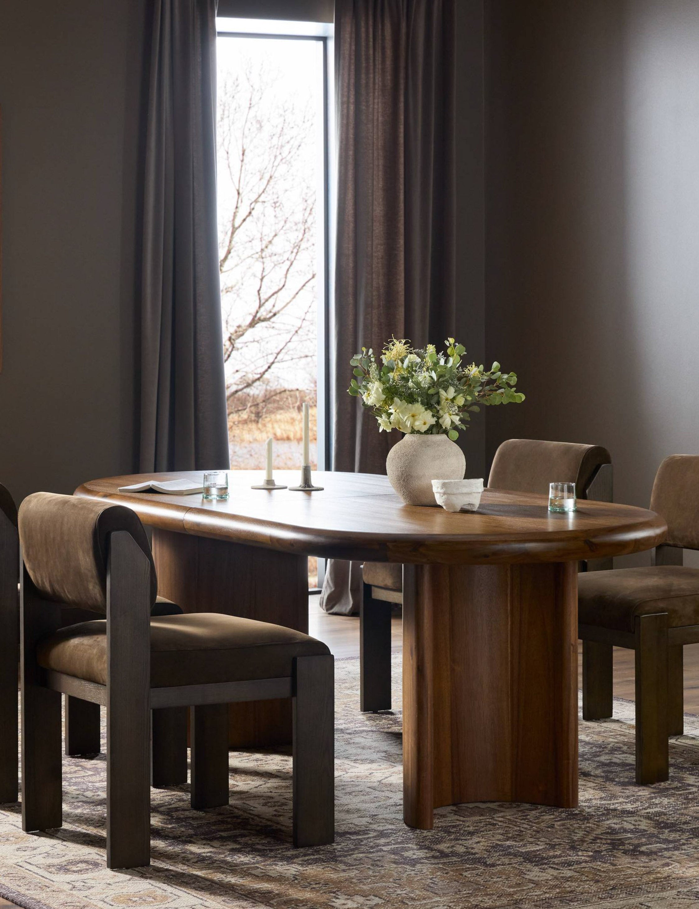 Lulu and Georgia - Gilda Extendable Oval Dining Table