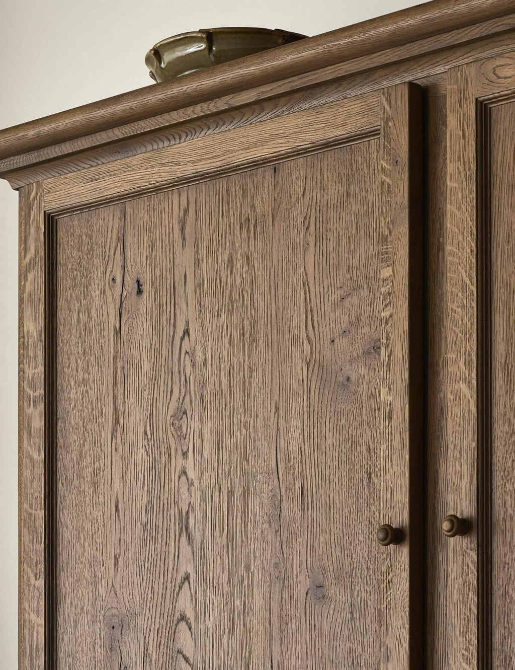 Lulu and Georgia - Ashcroft Cabinet