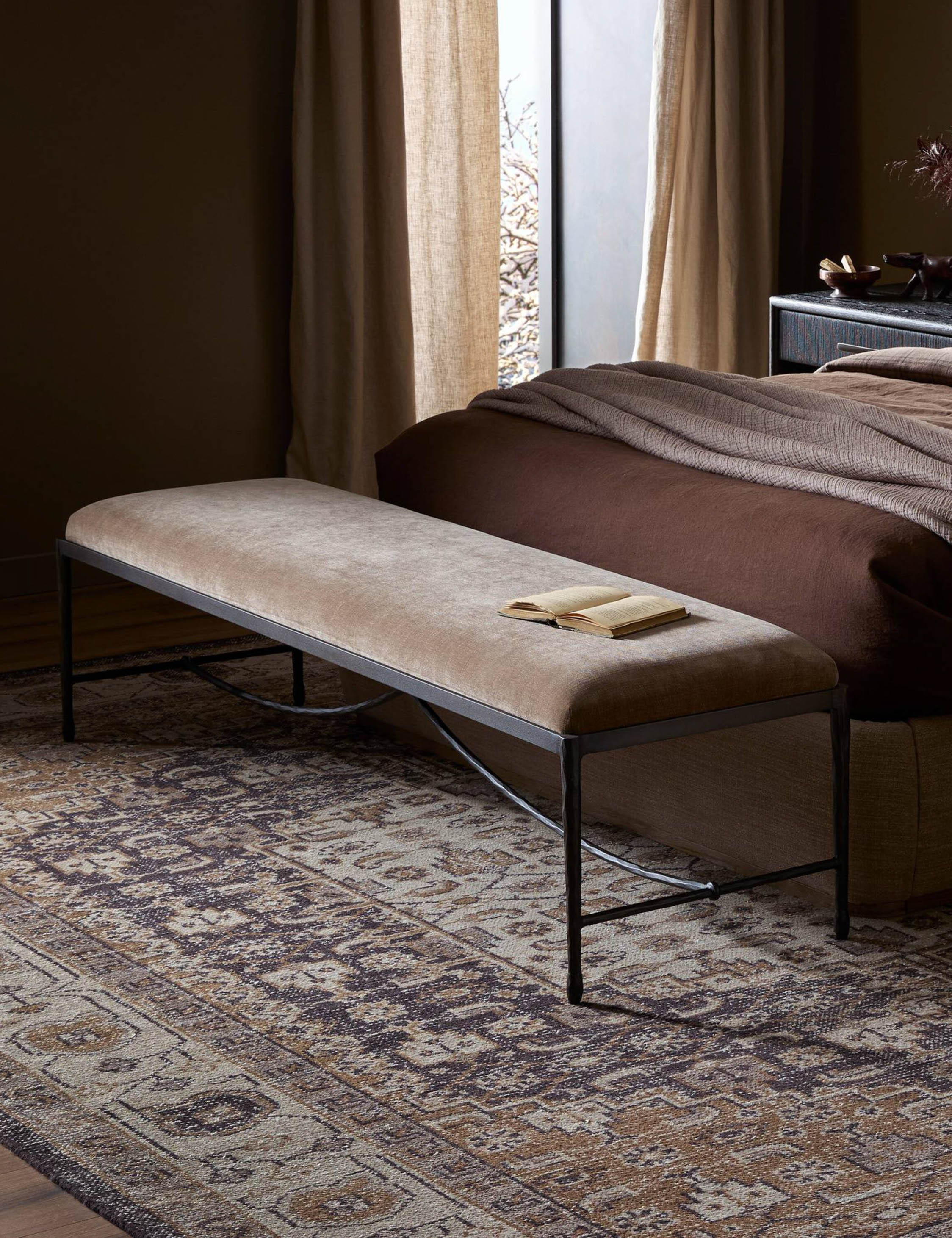Lulu and Georgia - Perlaza Bench