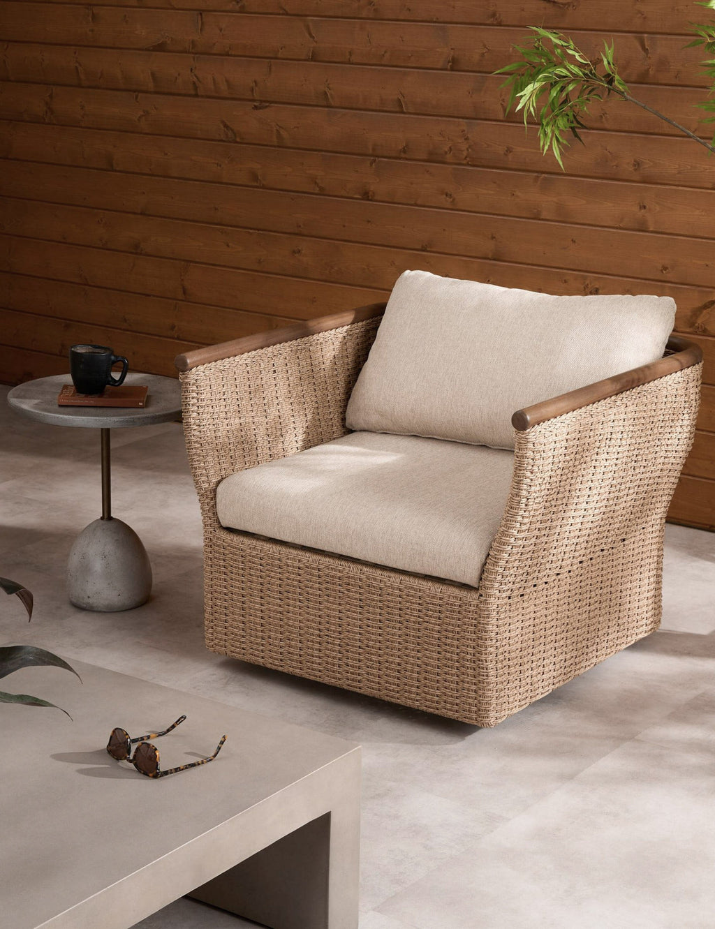 Lulu and Georgia - Gershwin Outdoor Swivel Chair