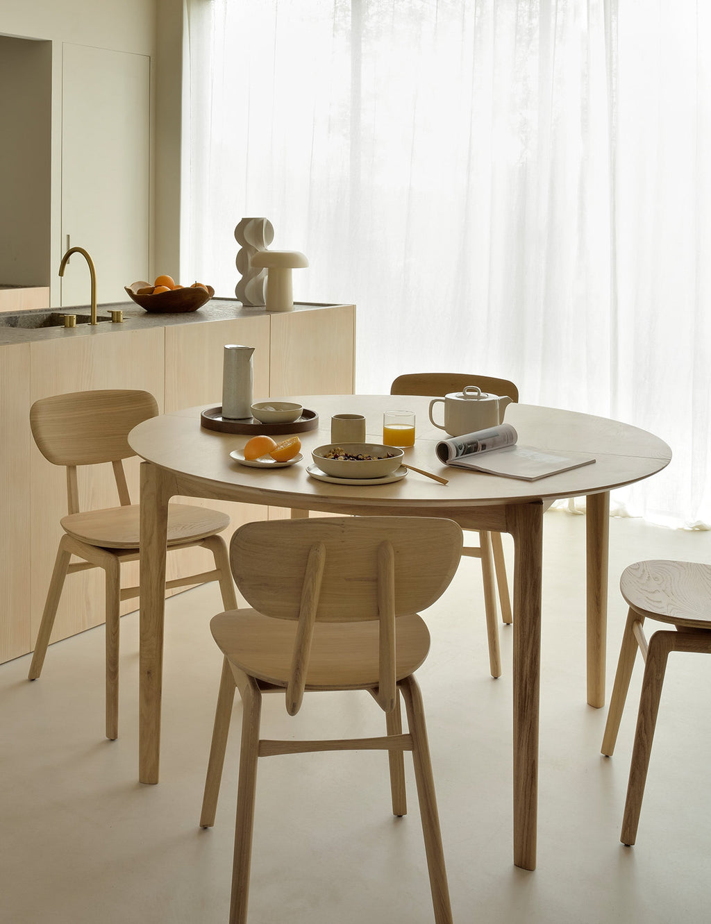 Lulu and Georgia - Lambert Extendable Round Dining Table