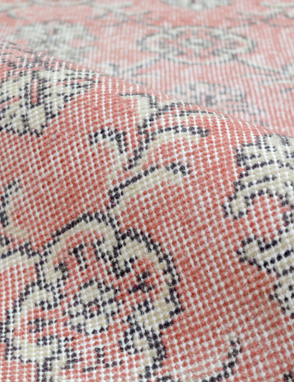Lulu and Georgia - Vintage Turkish Hand - Knotted Wool Rug No. 431, 3'10" x 6'9"