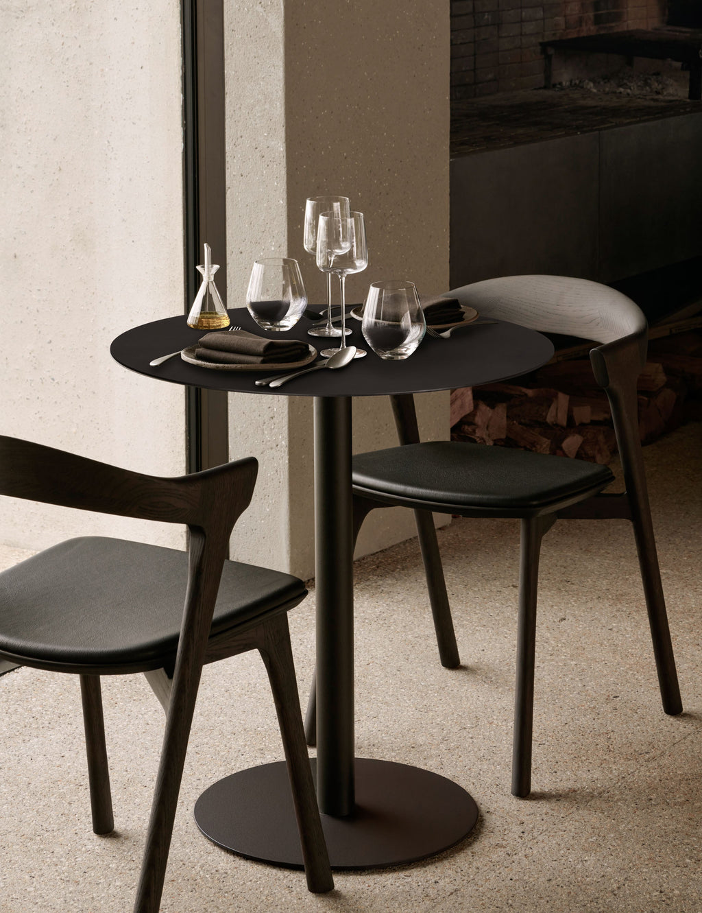 Lulu and Georgia - Fisk Round Dining Table
