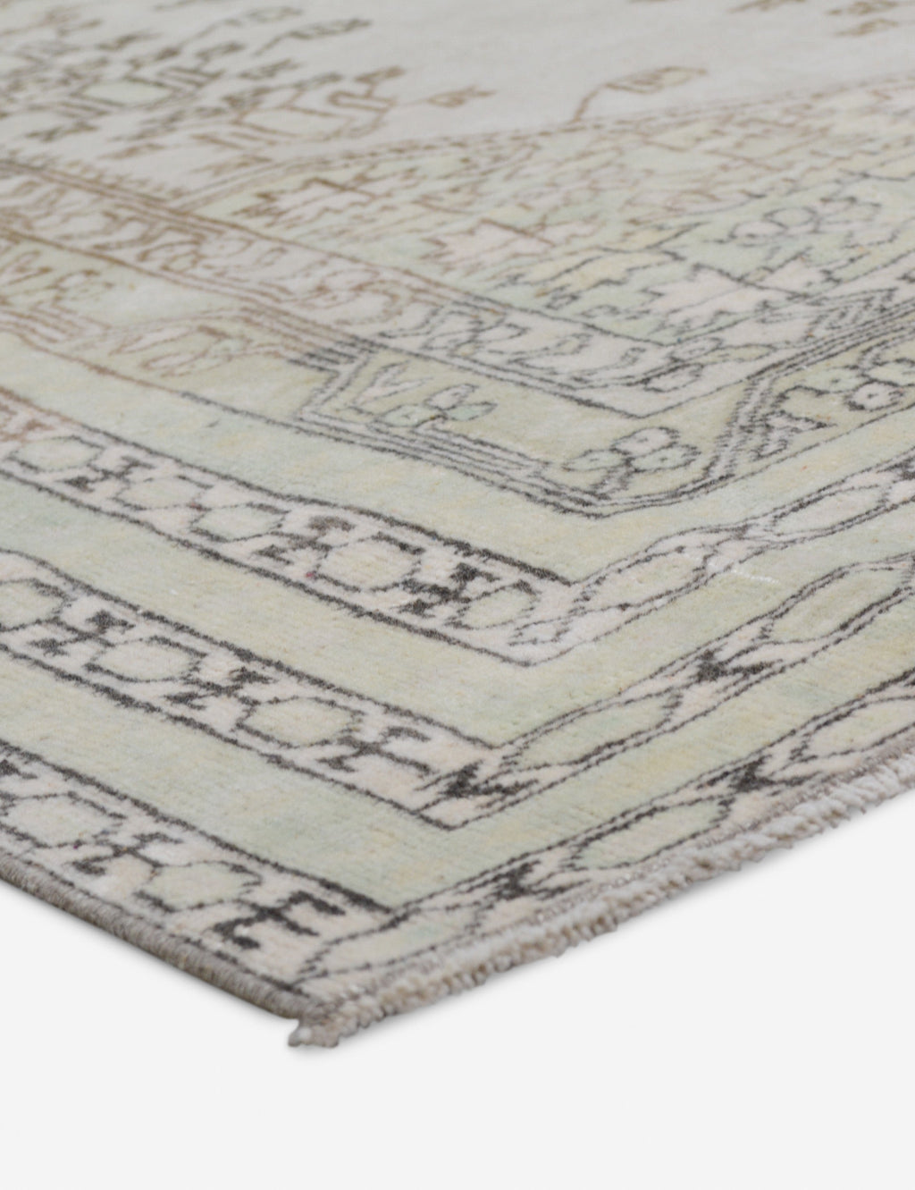 Lulu and Georgia - Vintage Turkish Hand - Knotted Wool Rug No. 421, 4'8" x 7'