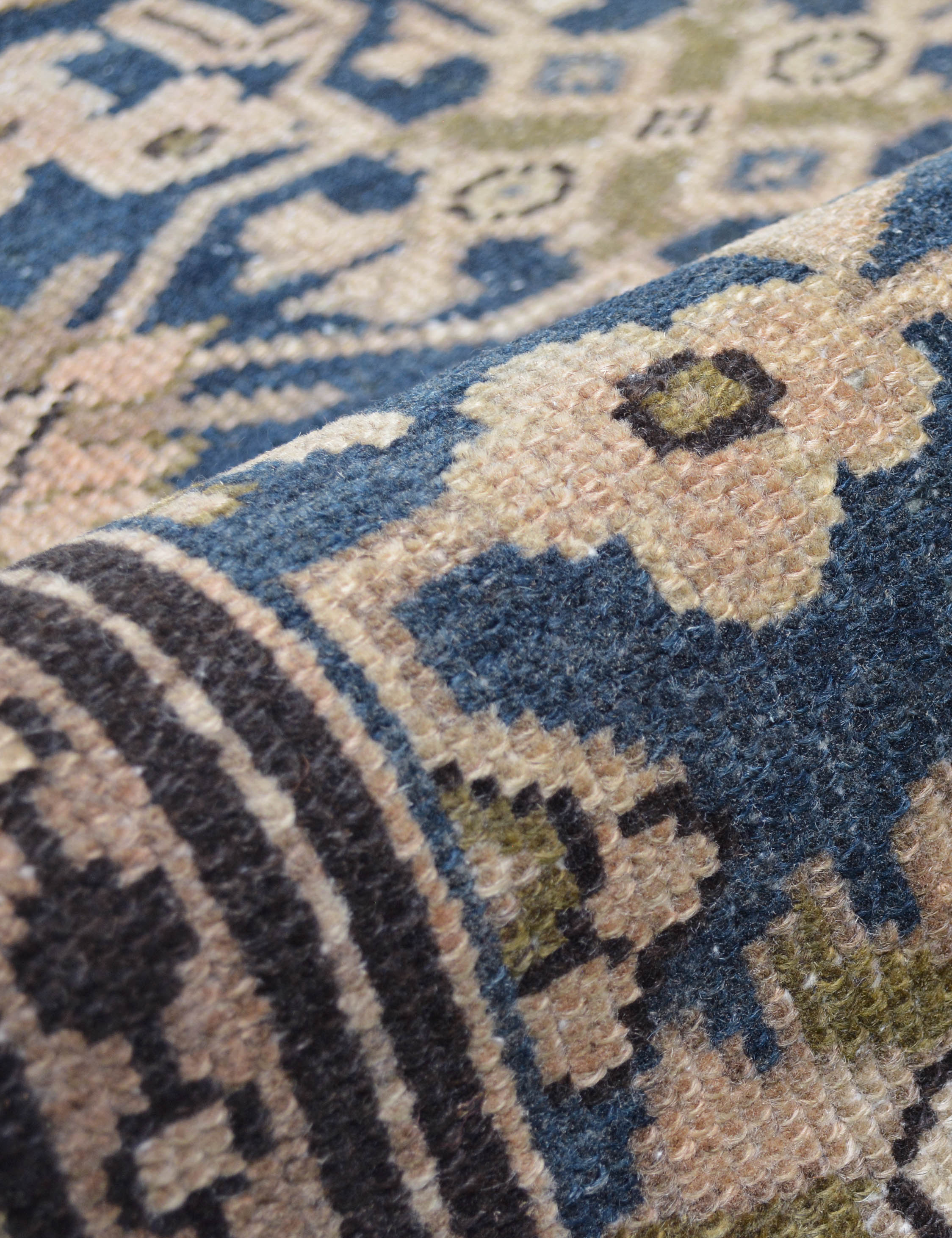Lulu and Georgia - Vintage Turkish Hand - Knotted Wool Runner Rug No. 260, 2'10" x 9'3"