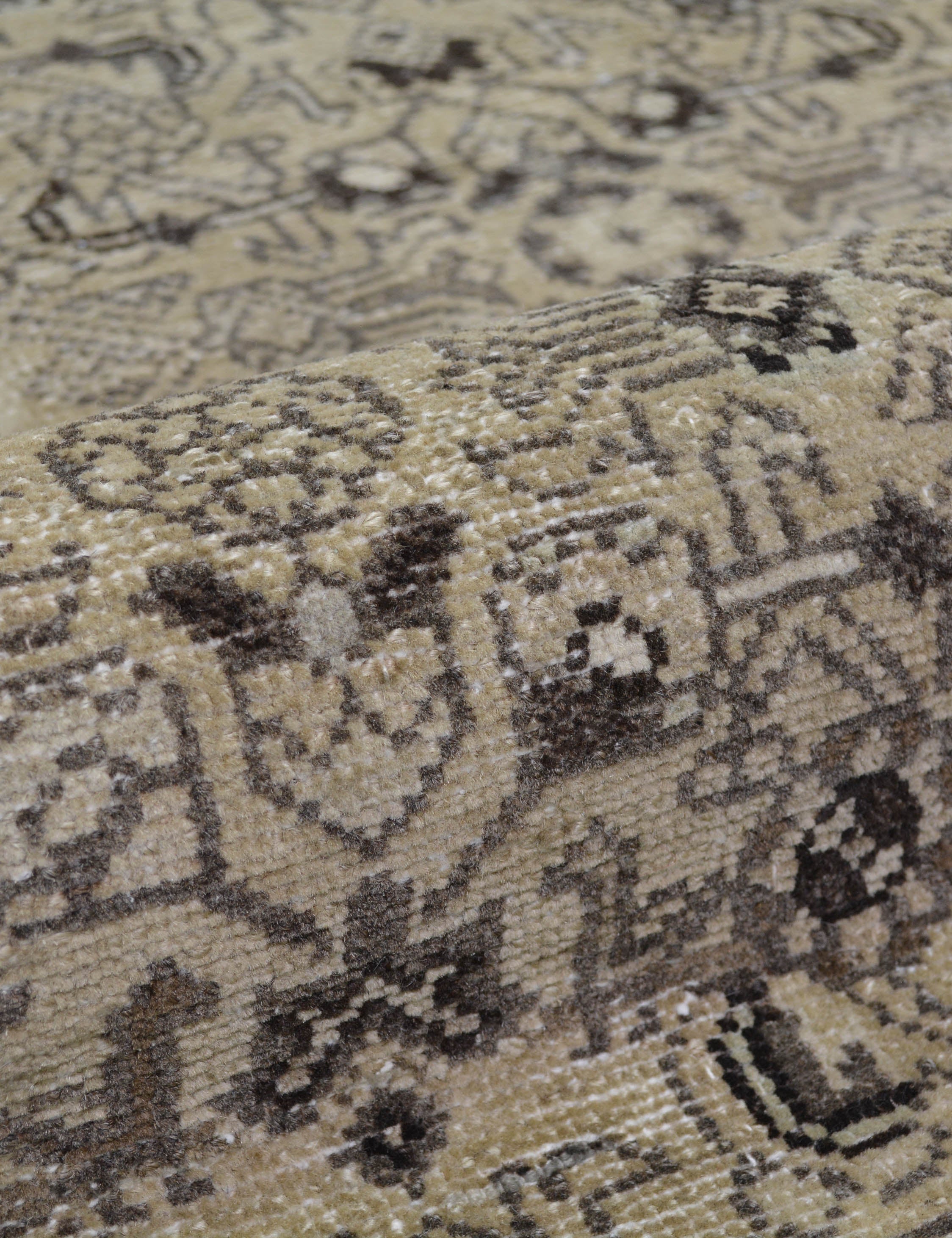 Lulu and Georgia - Vintage Turkish Hand - Knotted Wool Runner Rug No. 266, 2'8" x 8'8"