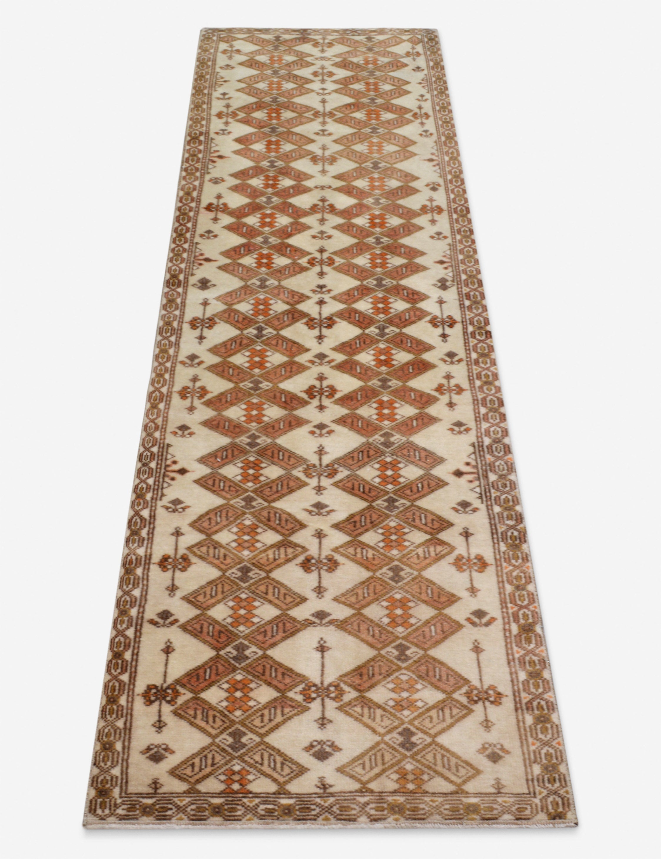 Lulu and Georgia - Vintage Turkish Hand - Knotted Wool Runner Rug No. 268, 2'6" x 8'7"