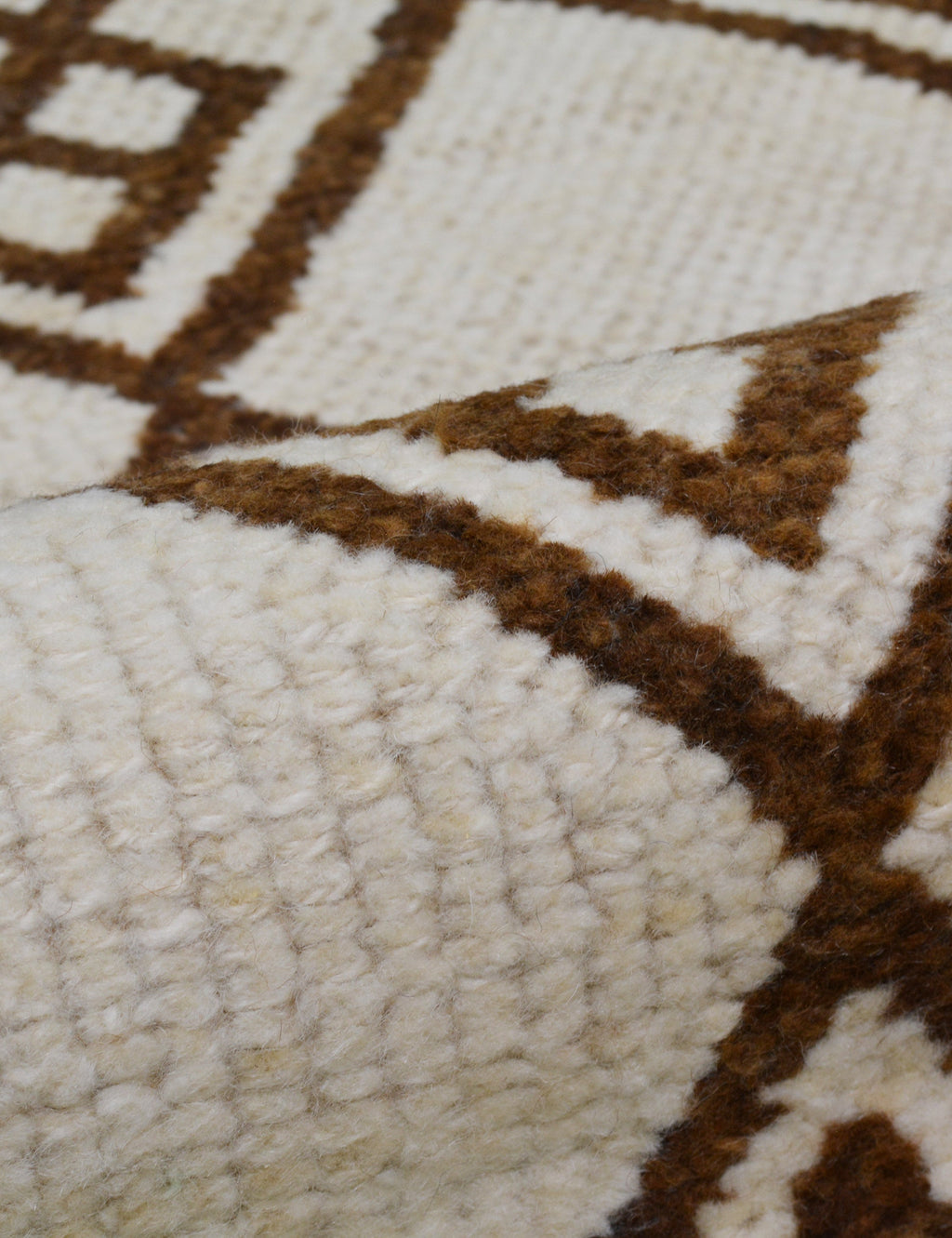 Lulu and Georgia - Vintage Turkish Hand - Knotted Wool Runner Rug No. 272, 2'7" x 11'4"