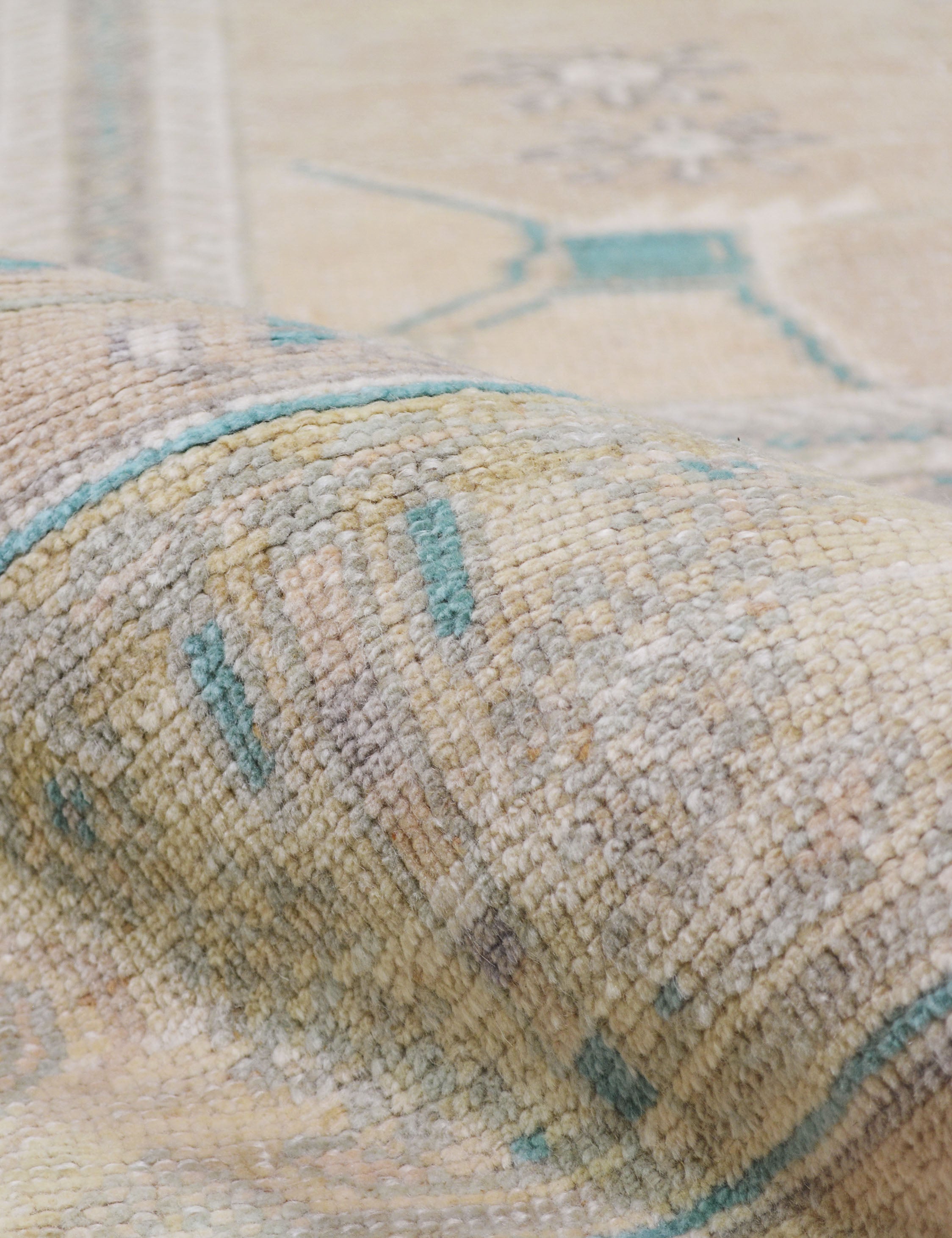Lulu and Georgia - Vintage Turkish Hand - Knotted Wool Rug No. 416, 5'1" x 9'