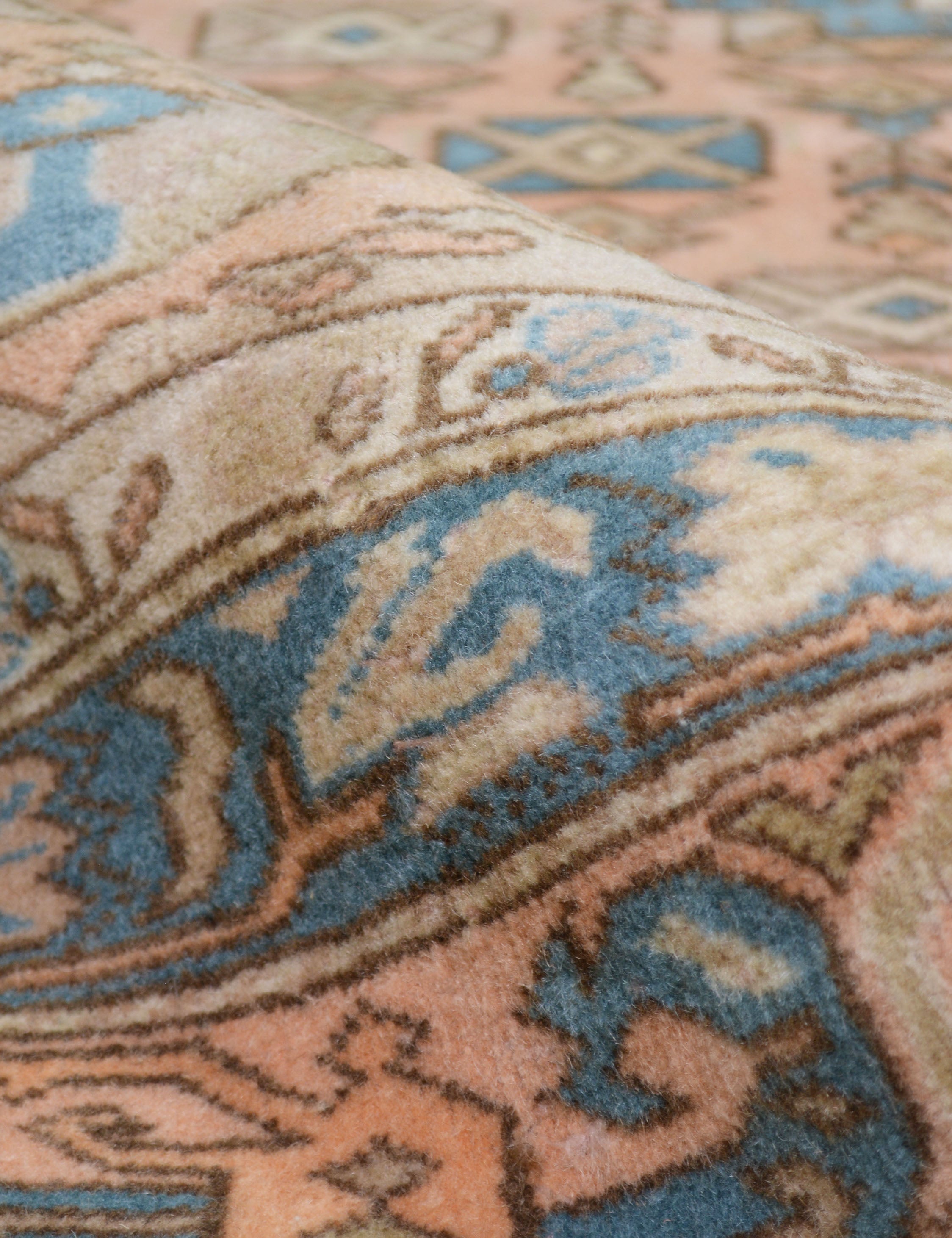 Lulu and Georgia - Vintage Turkish Hand - Knotted Wool Rug No. 419, 6'6" x 8'10"