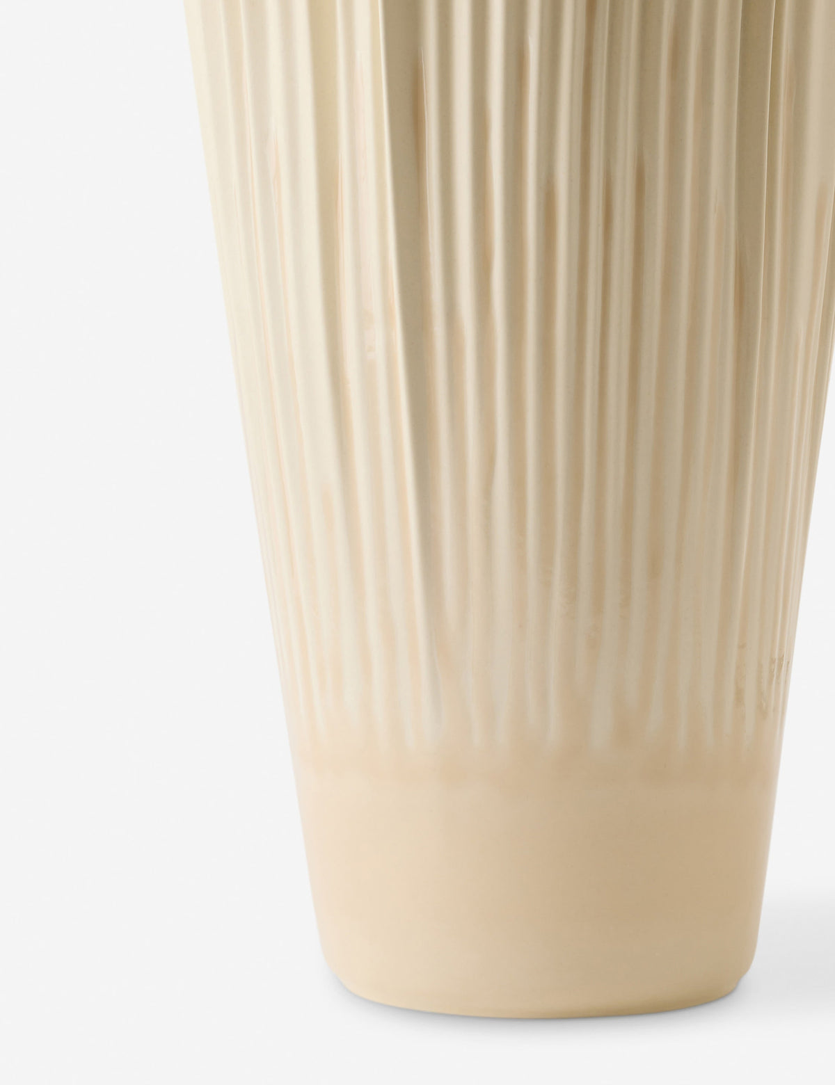 Lulu and Georgia - Hahn Vase