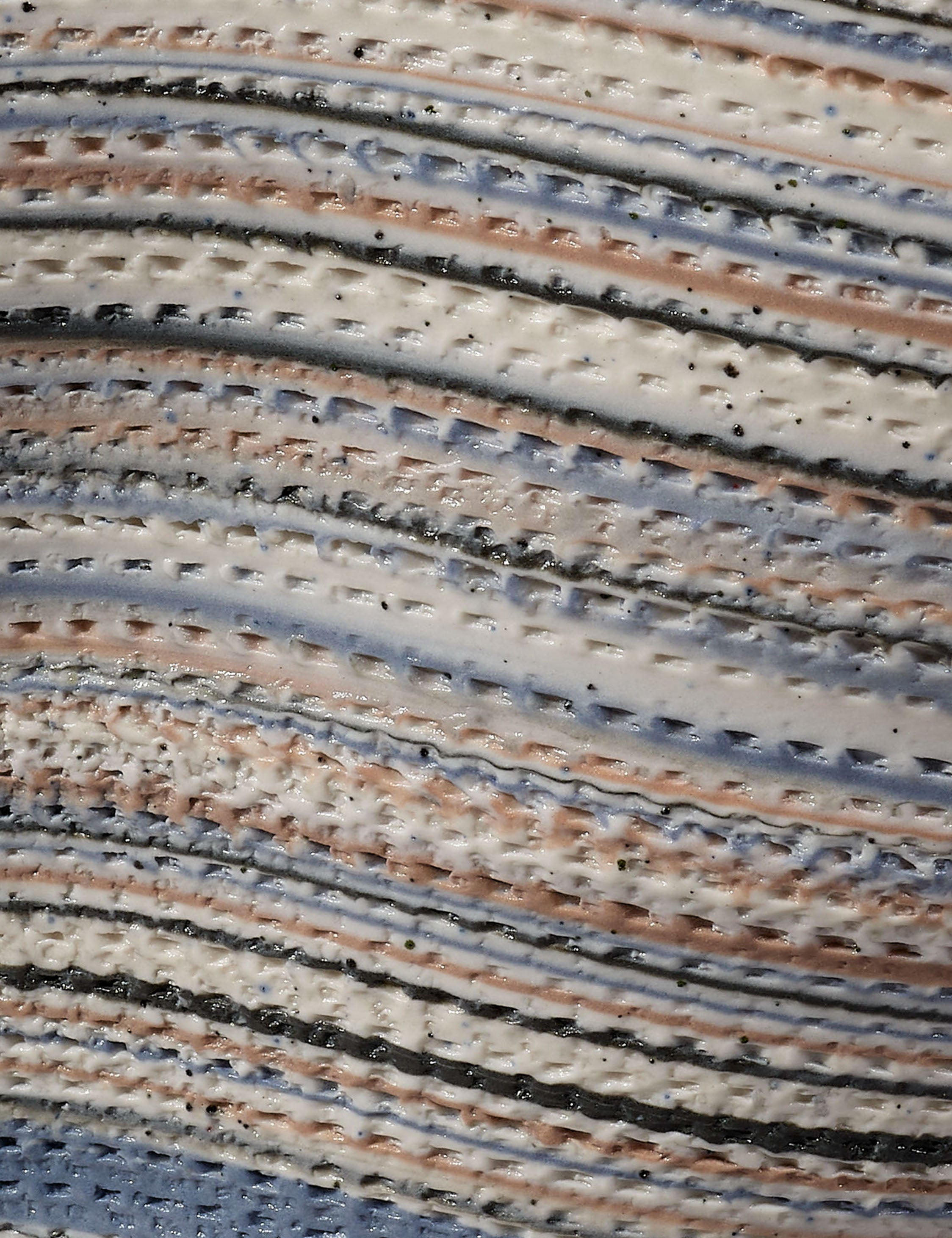 Lulu and Georgia - Caliza Vase