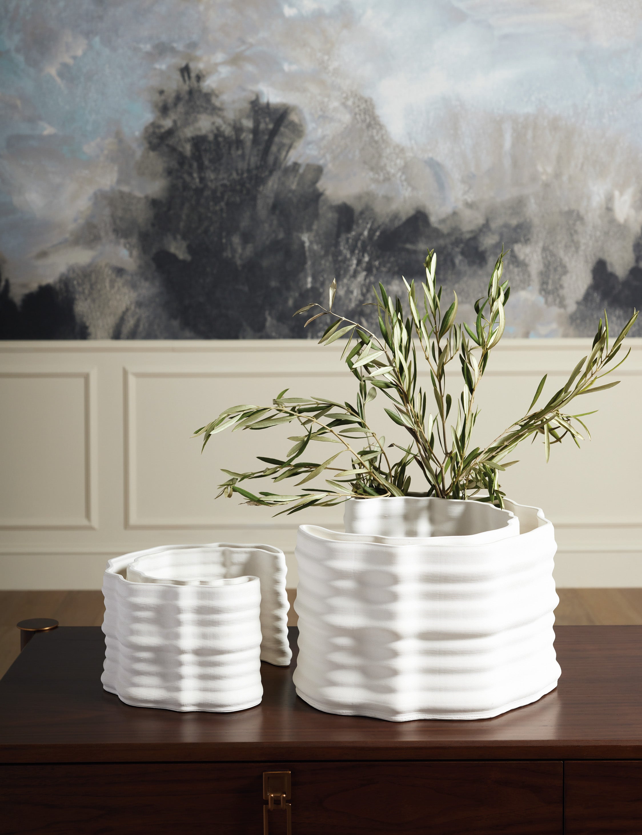 Lulu and Georgia - Vallejo Vase