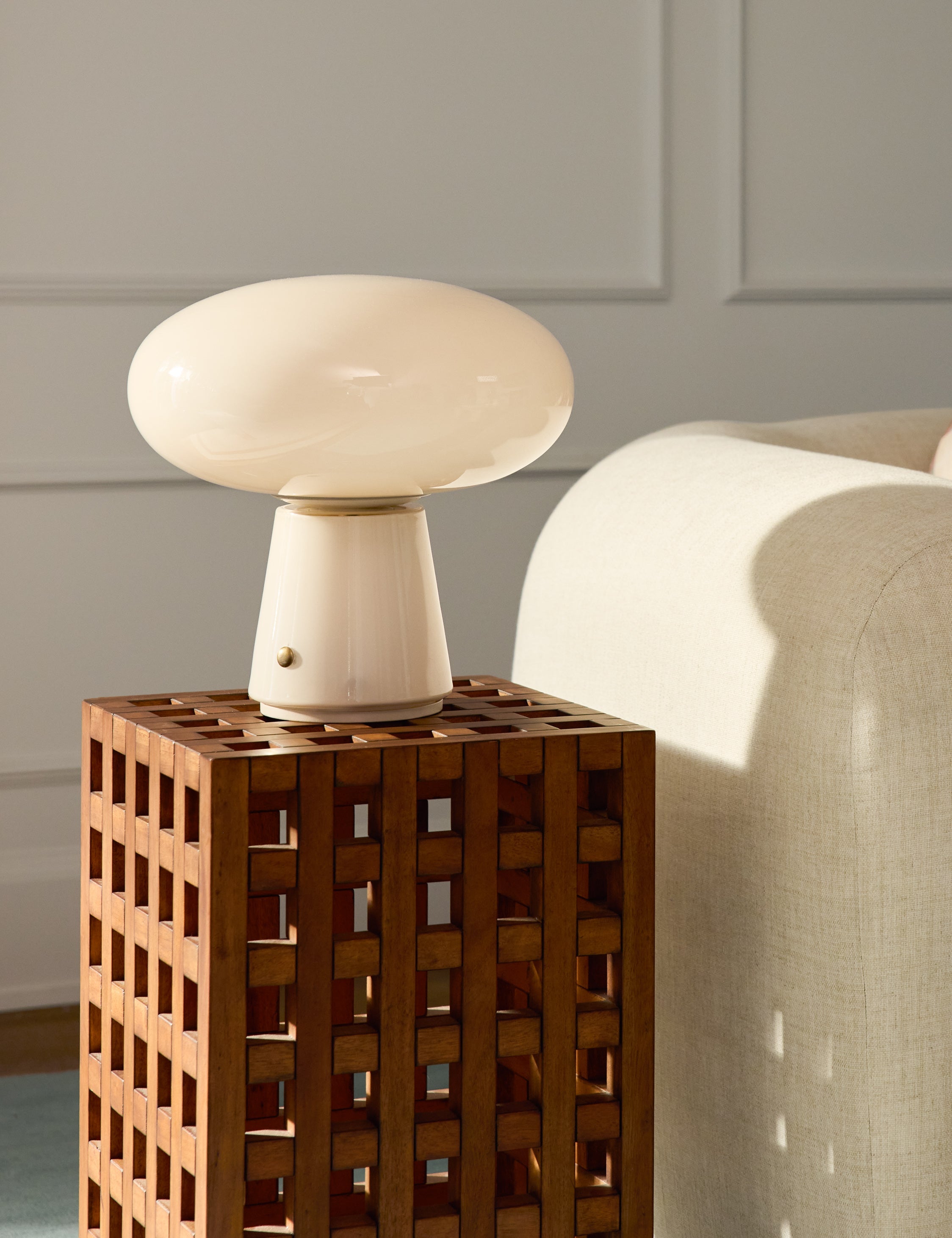 Lulu and Georgia - Leesa Cordless Table Lamp