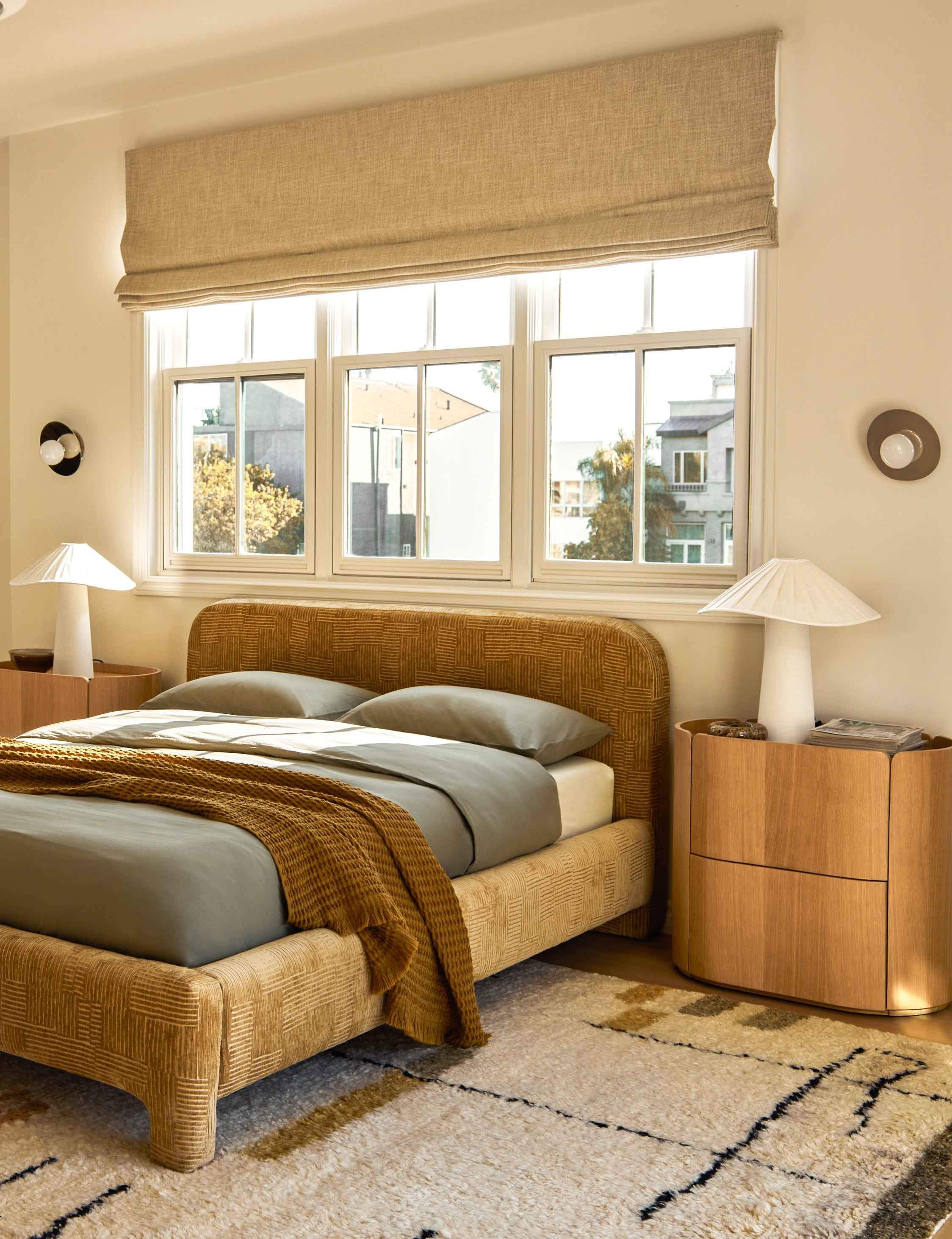 Lulu and Georgia - Snoh Table Lamp