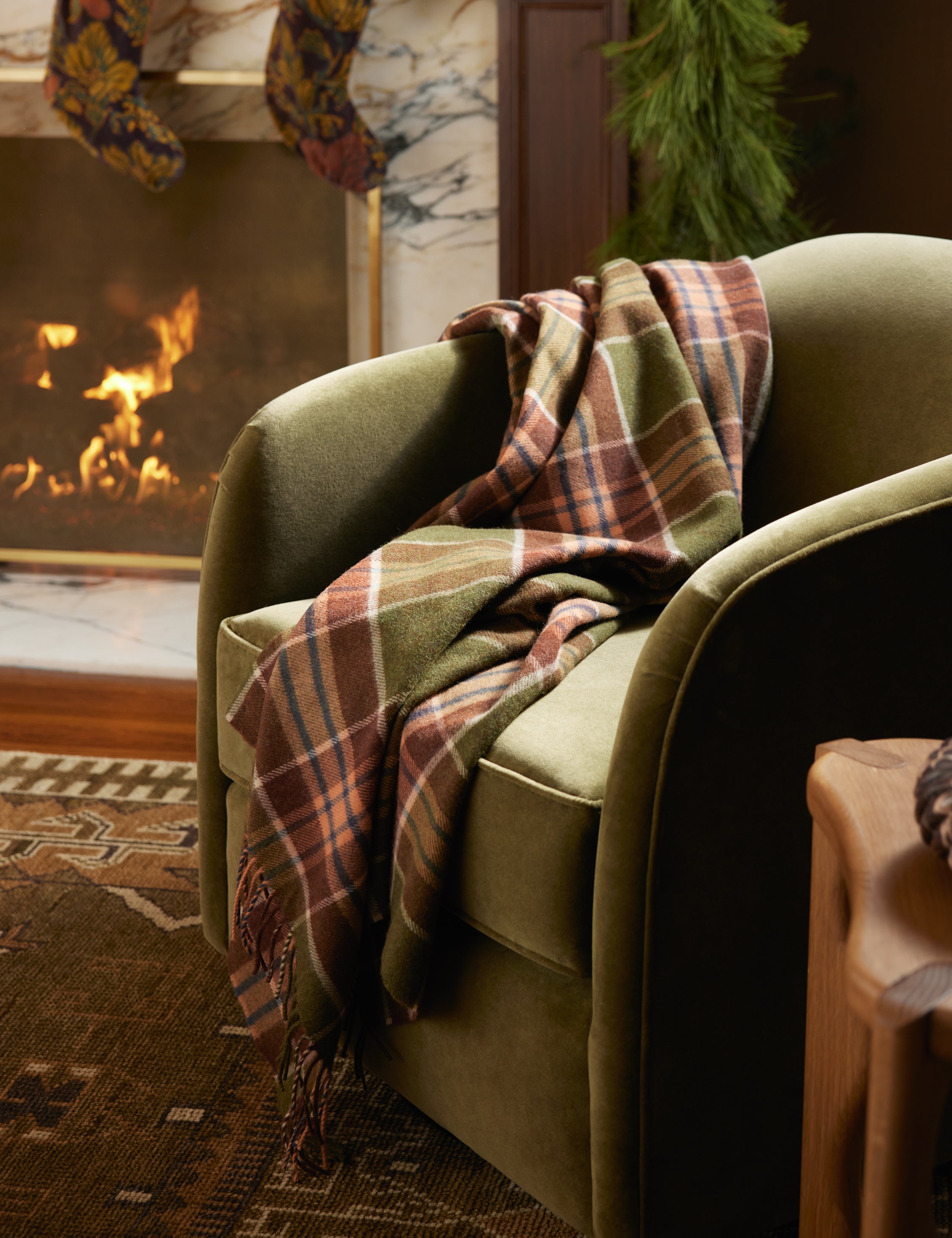 Lulu and Georgia - Holm Lambswool Throw