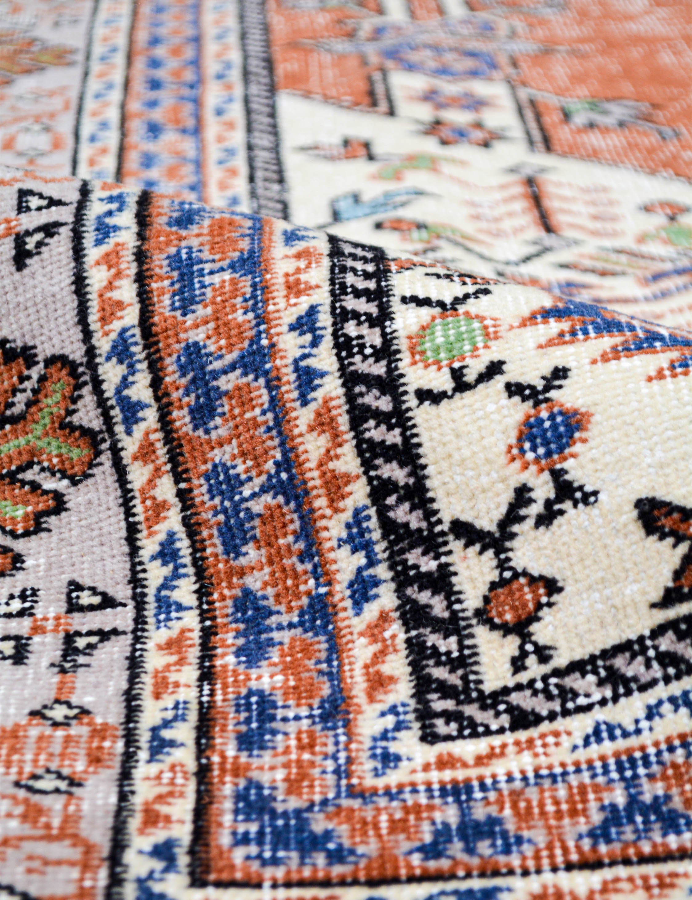 Lulu and Georgia - Vintage Turkish Hand - Knotted Wool Rug No. 512, 5' x 8'