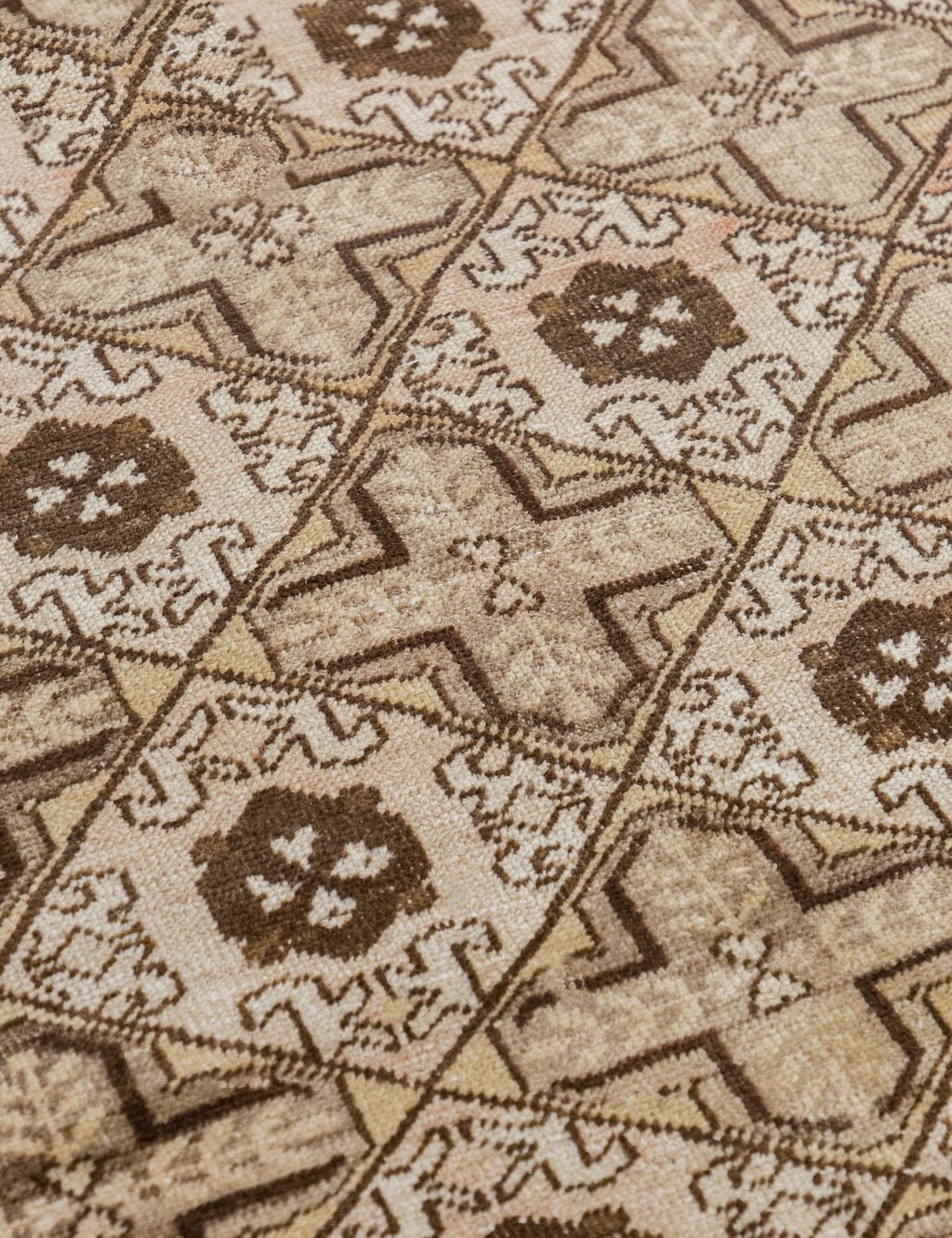 Lulu and Georgia - Vintage Turkish Hand - Knotted Wool Rug No. 547, 4'5" x 6'8"