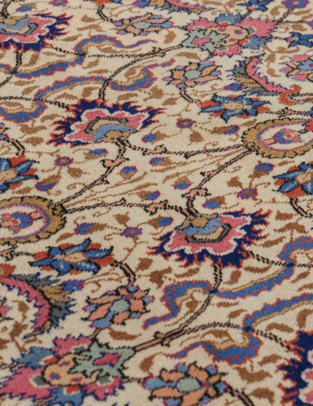 Lulu and Georgia - Vintage Turkish Hand - Knotted Wool Rug No. 552, 3'9" x 5'8"