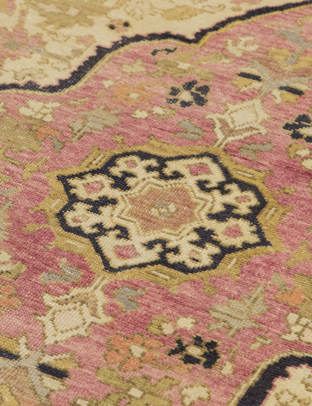Lulu and Georgia - Vintage Turkish Hand - Knotted Wool Rug No. 557, 4'5" x 8'9"
