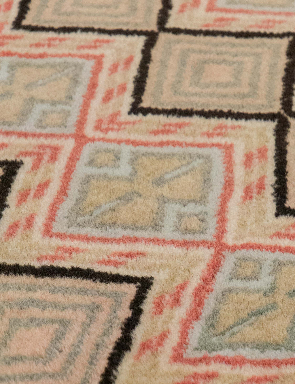 Lulu and Georgia - Vintage Turkish Hand - Knotted Wool Rug No. 558, 3'7" x 5'9"
