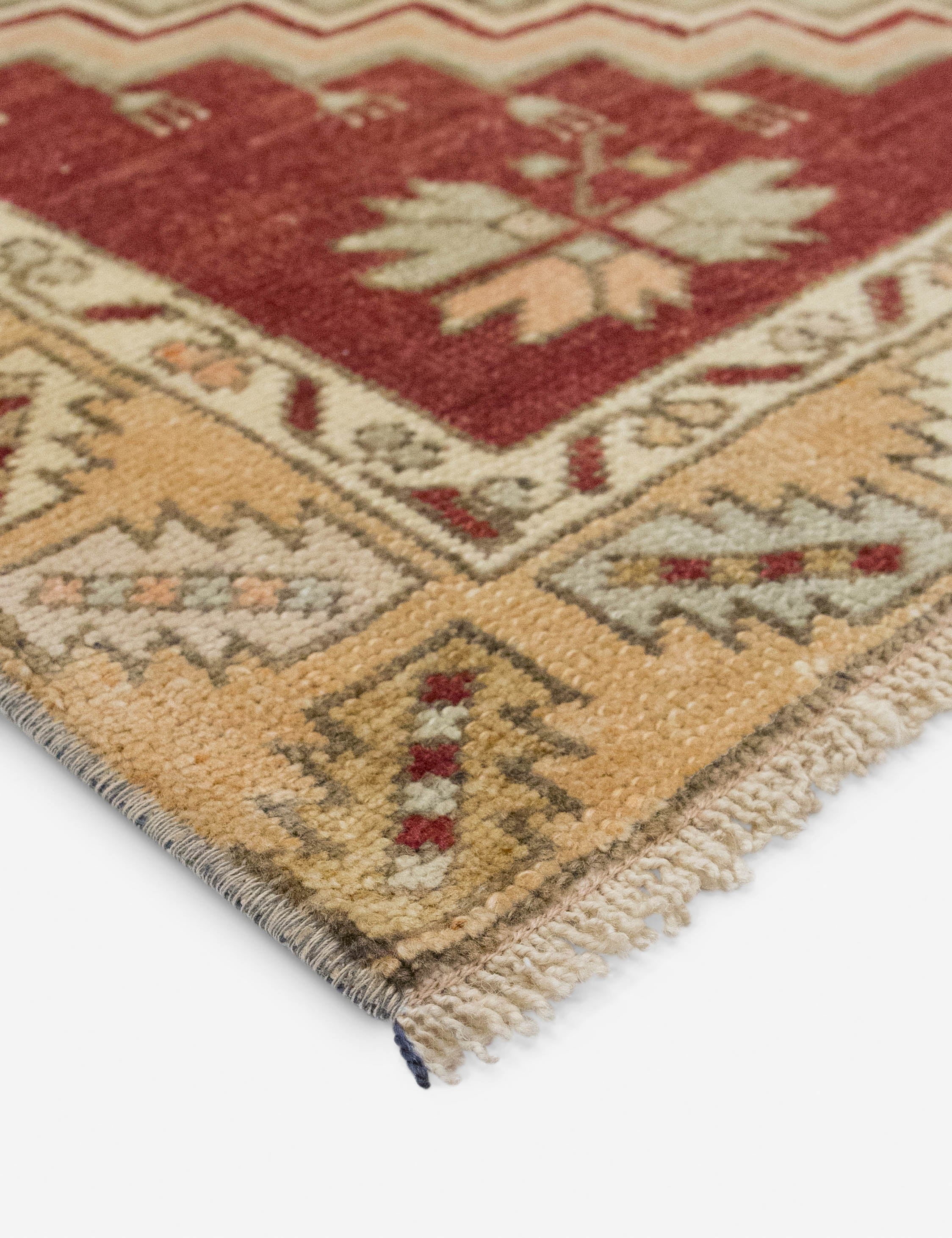 Lulu and Georgia - Vintage Turkish Hand - Knotted Wool Rug No. 559, 2'8" x 5'7"