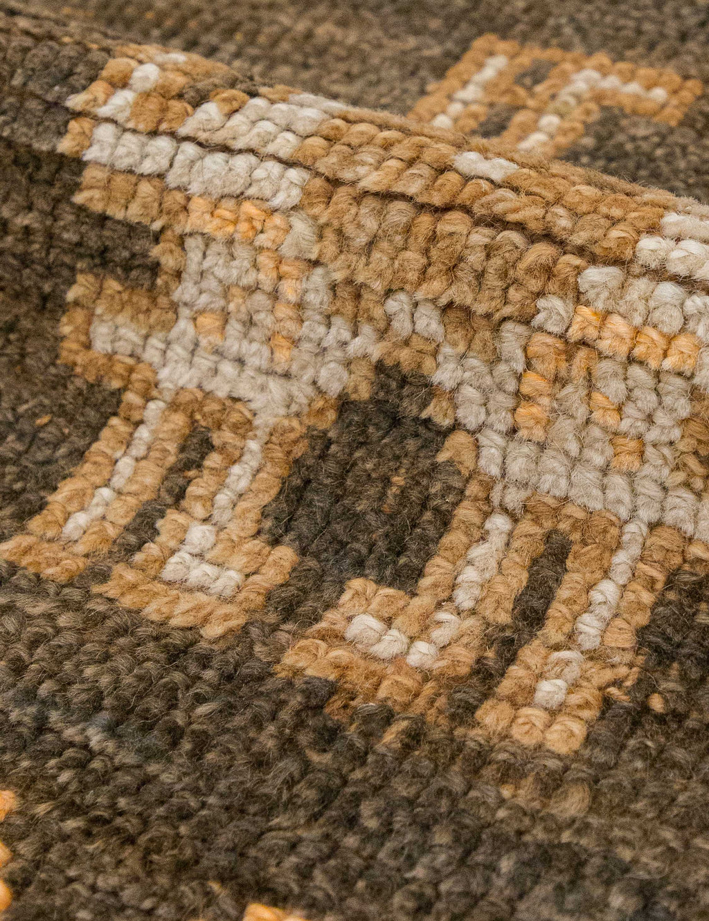 Lulu and Georgia - Vintage Turkish Hand - Knotted Wool Runner Rug No. 297, 4'9" x 12'3"