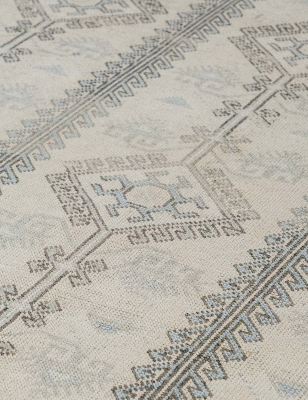 Lulu and Georgia - Vintage Turkish Hand - Knotted Wool Rug No. 562, 6'4" x 9'3"