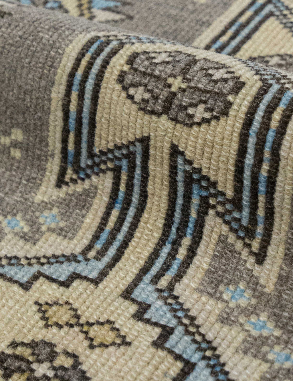 Lulu and Georgia - Vintage Turkish Hand - Knotted Wool Rug No. 563, 4'6" x 6'2"