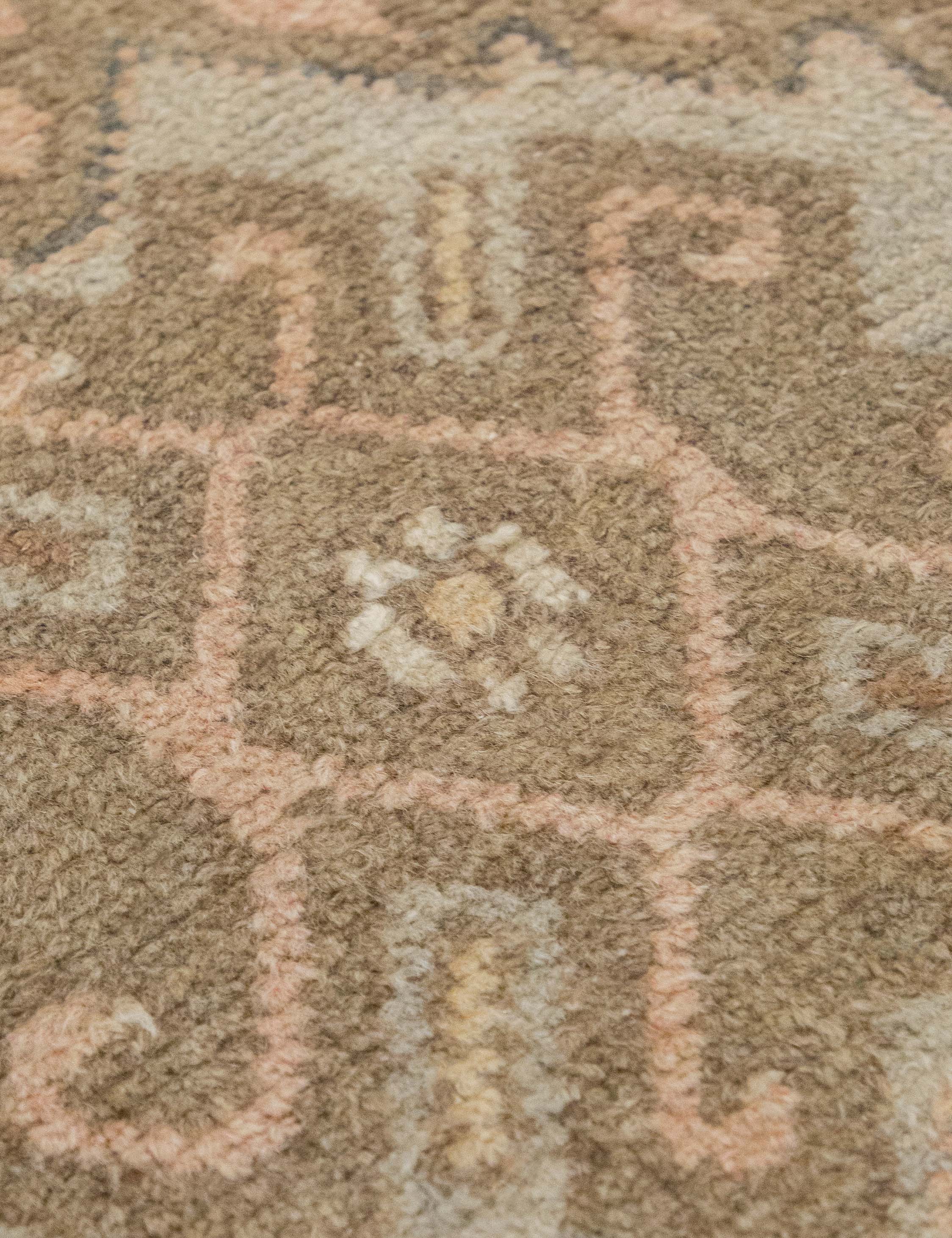 Lulu and Georgia - Vintage Turkish Hand - Knotted Wool Mini Rug No. 314, 1'6" x 2'9"