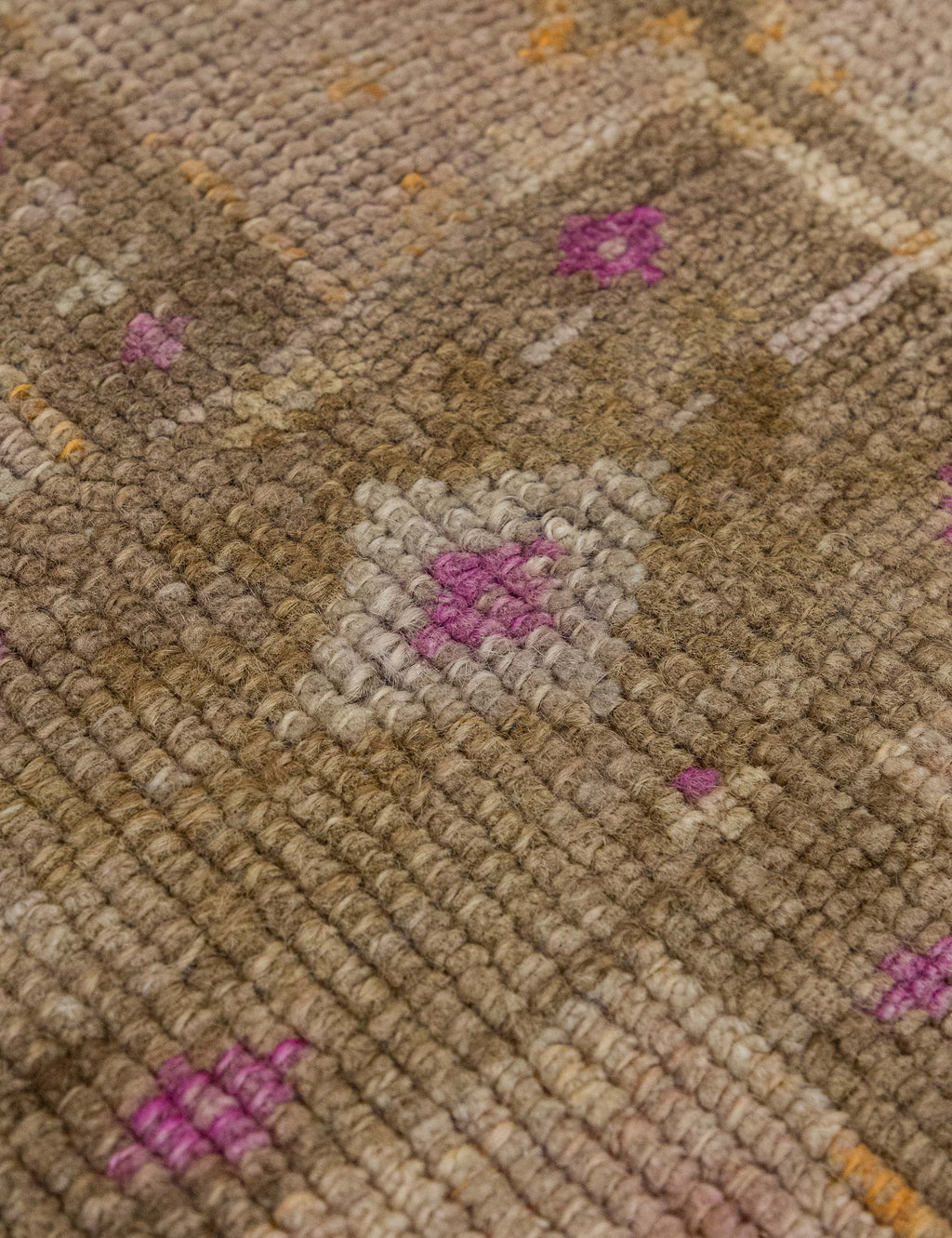 Lulu and Georgia - Vintage Turkish Hand - Knotted Wool Mini Rug No. 315, 1'6" x 3'3"