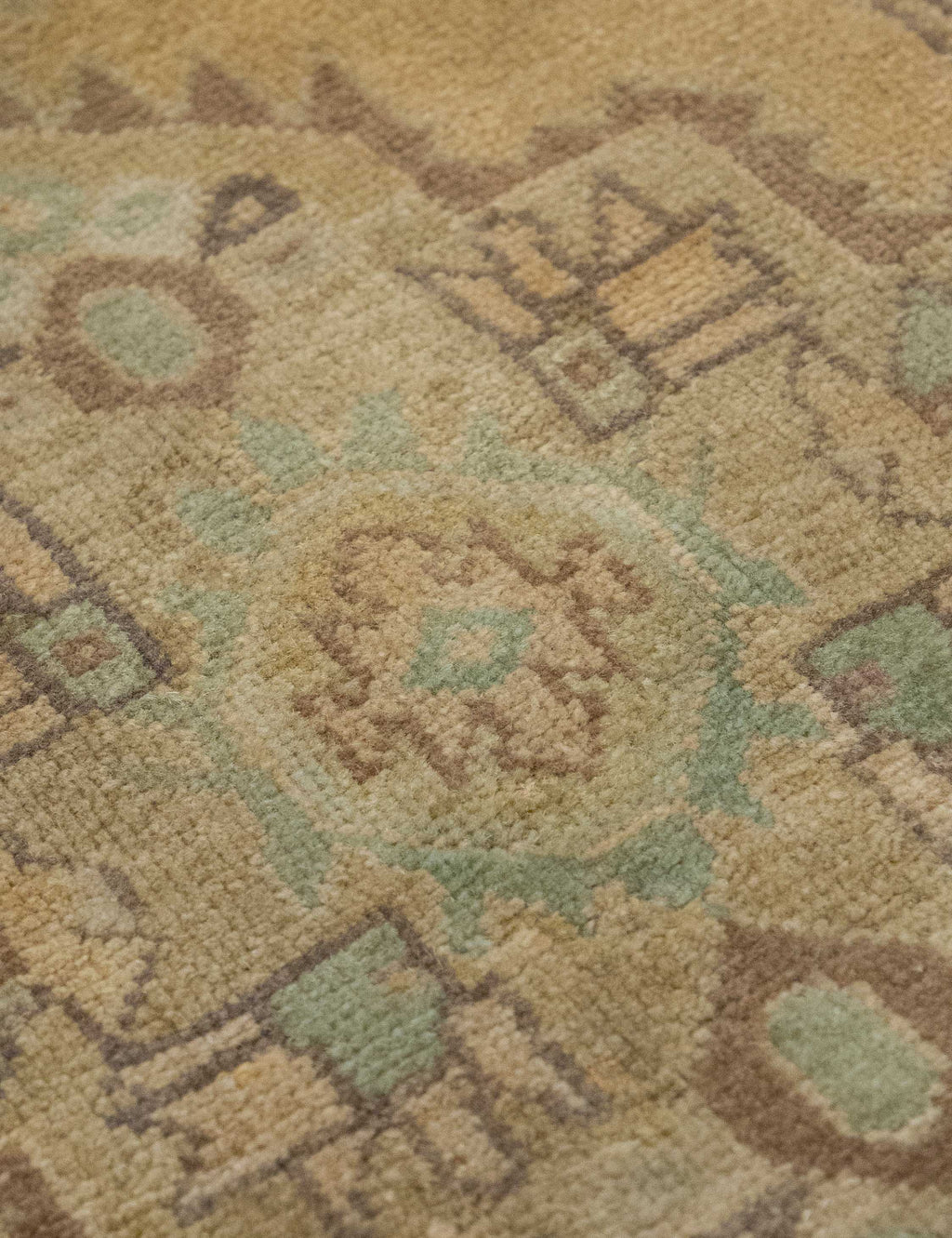 Lulu and Georgia - Vintage Turkish Hand - Knotted Wool Mini Rug No. 322, 1'2" x 3'5"