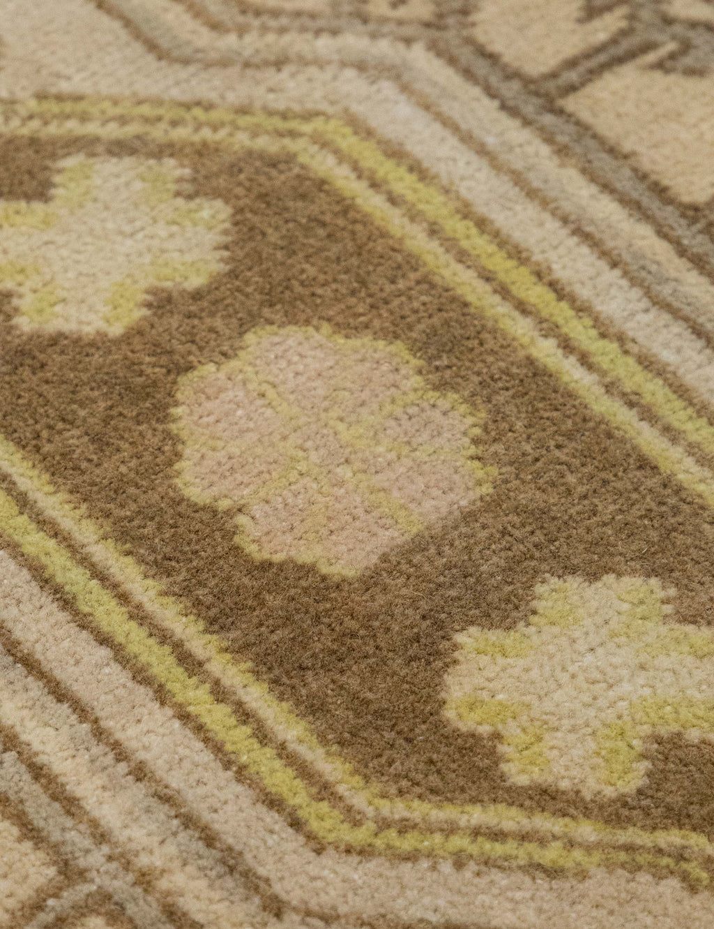 Lulu and Georgia - Vintage Turkish Hand - Knotted Wool Mini Rug No. 323, 1'4" x 2'4"