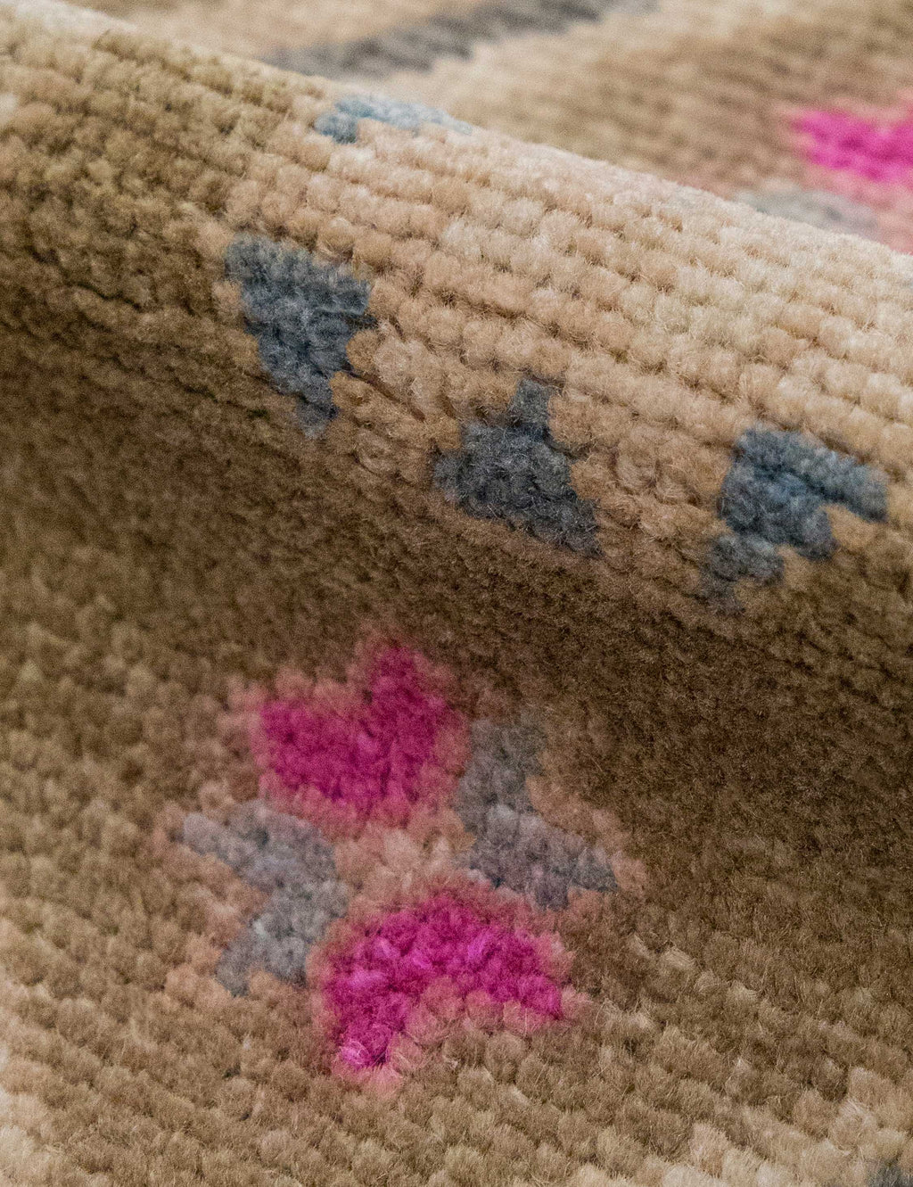 Lulu and Georgia - Vintage Turkish Hand - Knotted Wool Mini Rug No. 332, 1'4" x 3'6"