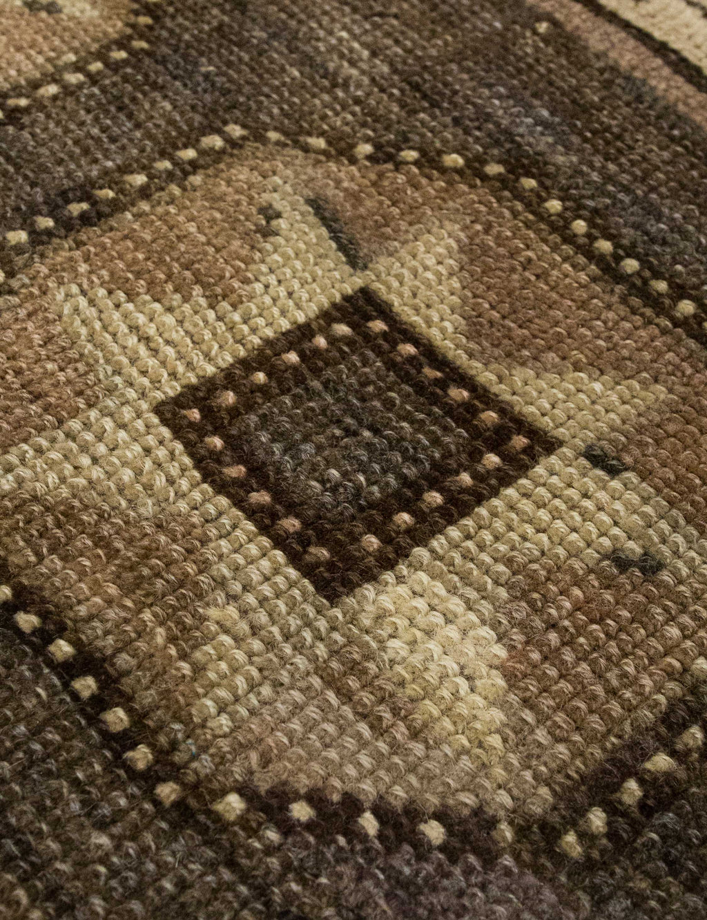 Lulu and Georgia - Vintage Turkish Hand - Knotted Wool Mini Rug No. 334, 1'5" x 2'6"